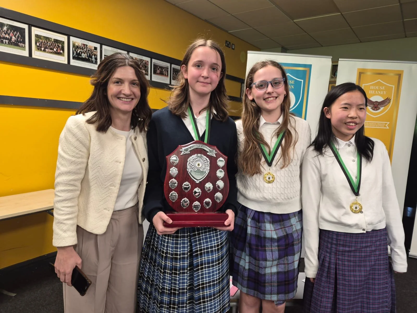 Congratulations to our wonderful Class 6 students who won the AIJS debating competition this afternoon. This is the second year in a row that the Teresian Class 6 have won this prestigious competition! Well done girls, we are so proud of you!