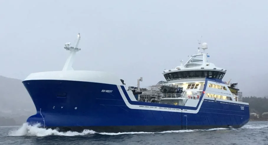 Skipskompetanse designar første hybrid-brønnbåt