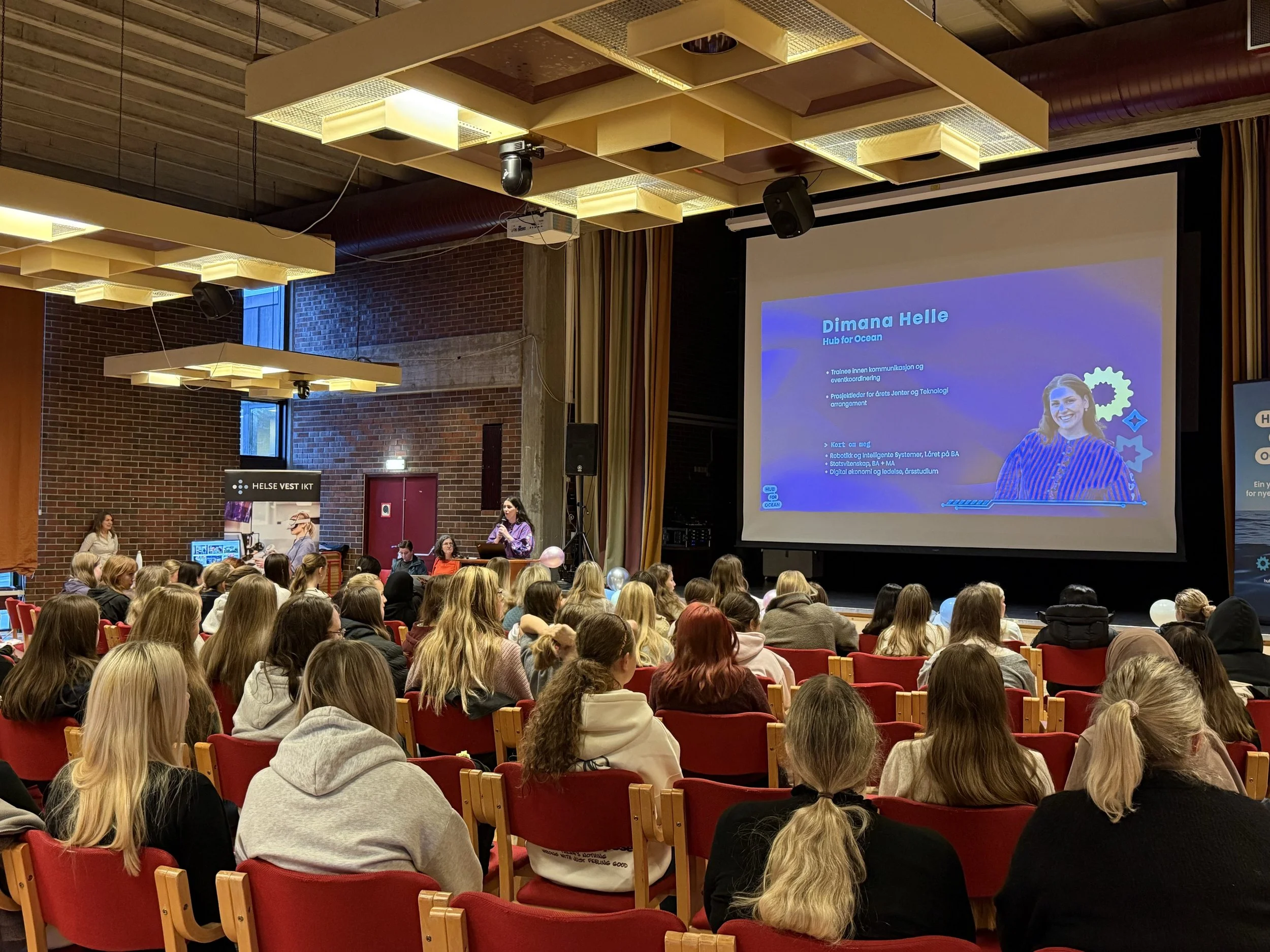 Jenter og Teknologi: 10-årsjubileum🎉