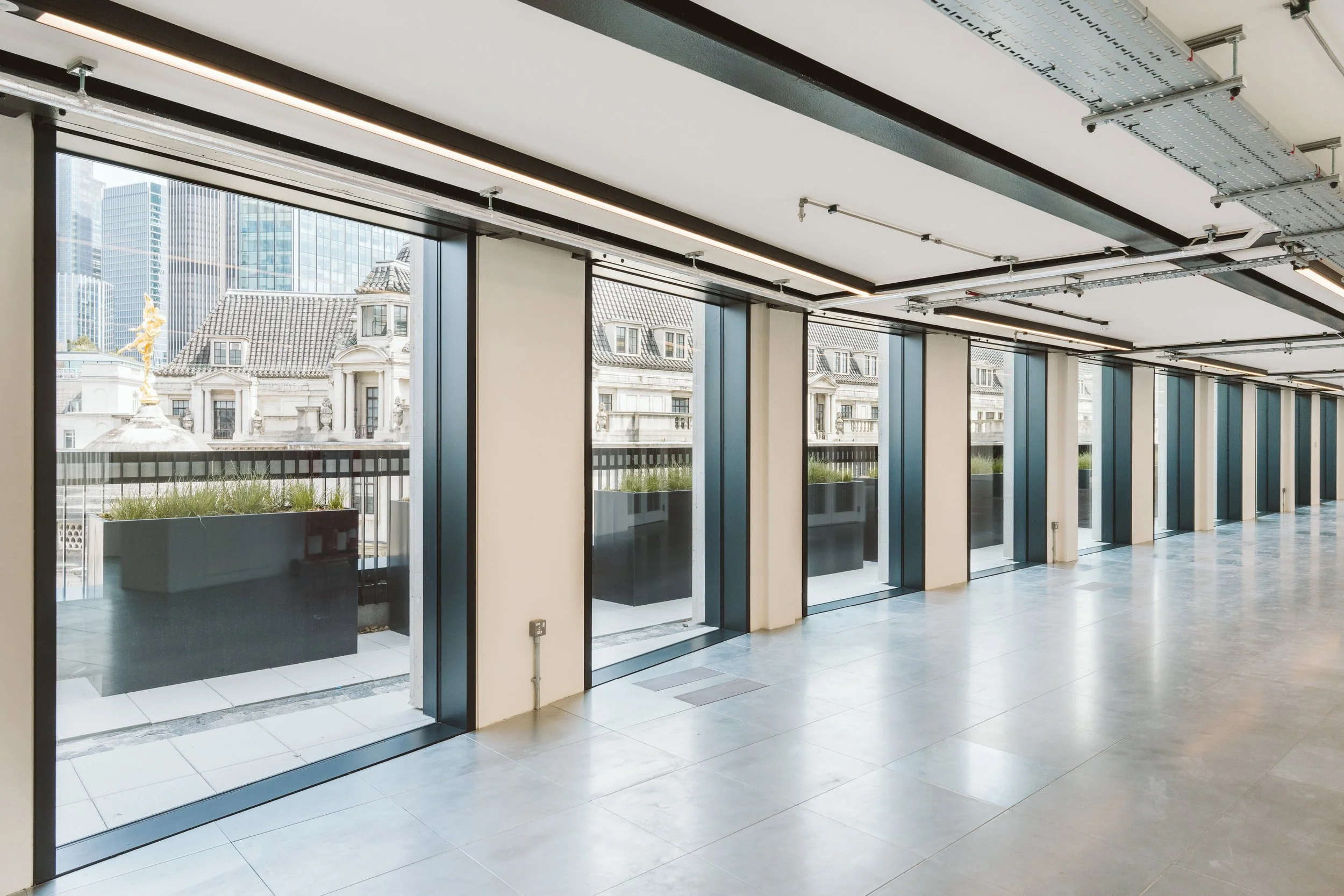 250520 Princes St-35.JPG