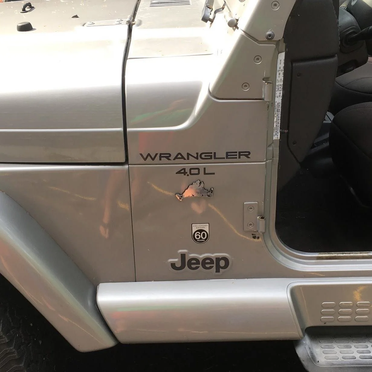 Great placement of the Martha&rsquo;s Vineyard emblem! #chromeemblems  #islandemblems #marthasvineyard #jeep #islandliving