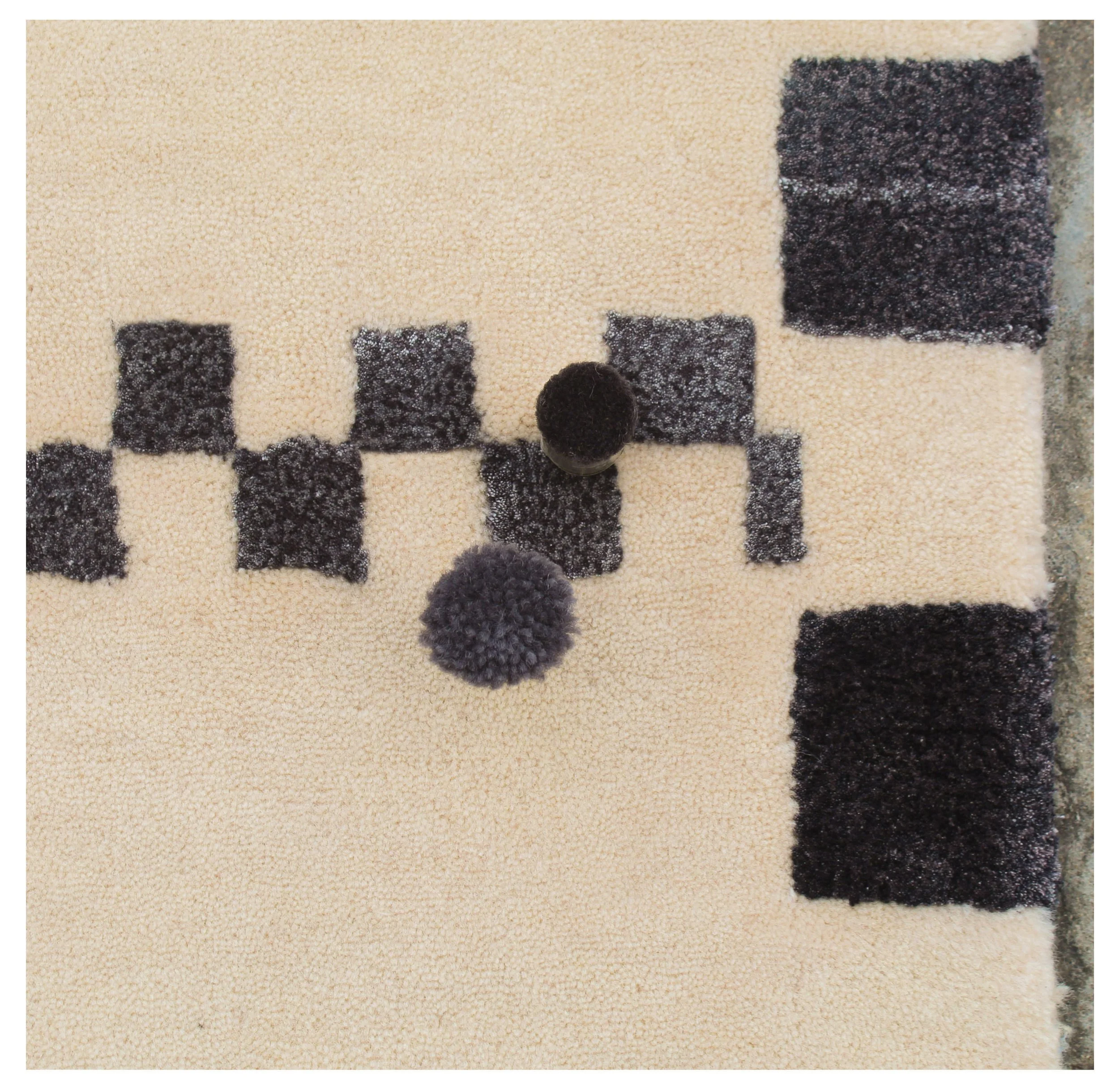 CHEQUERS RUG_MULTI_200X300 CM(CLOSE VIEW)13.jpg