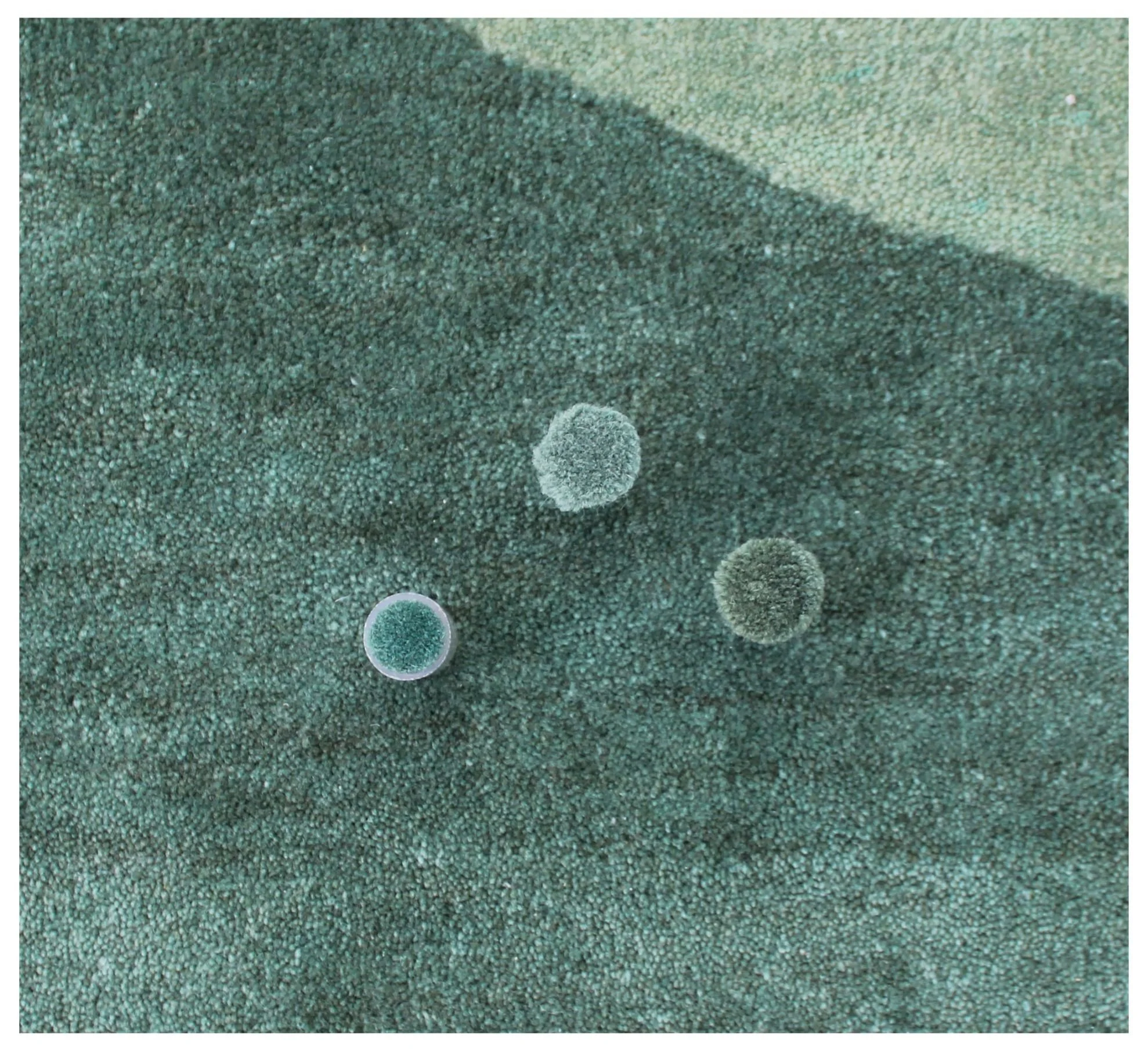 JESSICA GREEN RUNNER_MULTI_150X1000 CM(CLOSE VIEW)13.jpeg