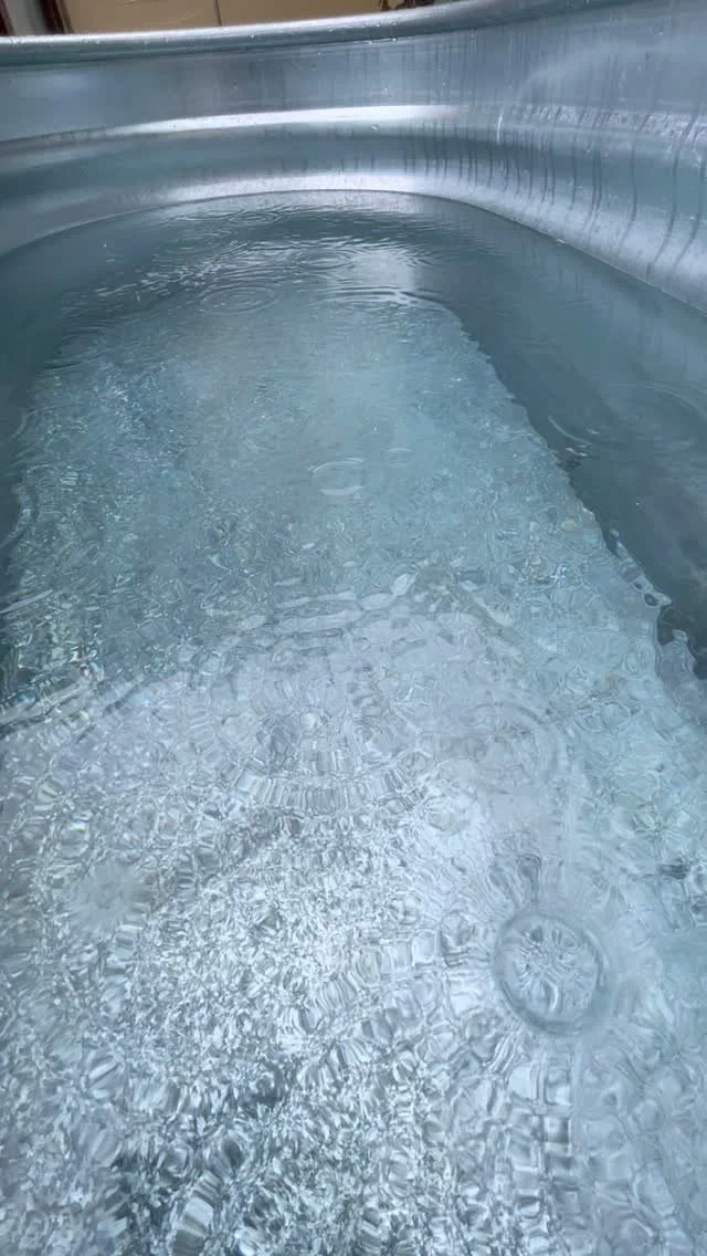 A different kind of nervous system regulation π
It was fun! π₯Ά
30 min breathwork and a dip in the water followed by a 60 min float session.
I was super chilled π
πΊοΈ @mederiwellness
#wellness #fireandice #icebath #nervoussystemregulation #breat