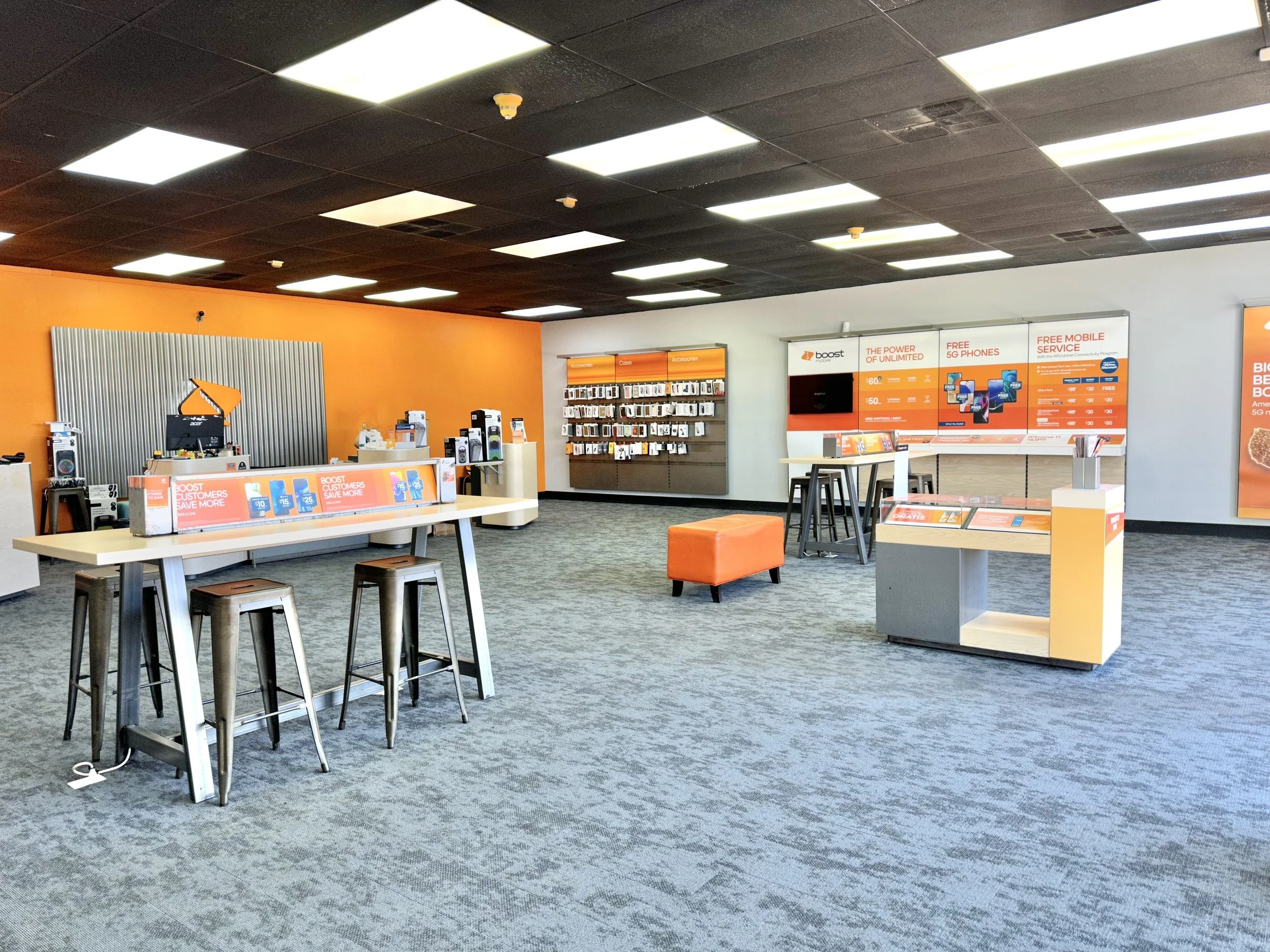 Retail Rental Prime Retail Lease Space in San Antonio: 2,489 Sqft Free Standing ...