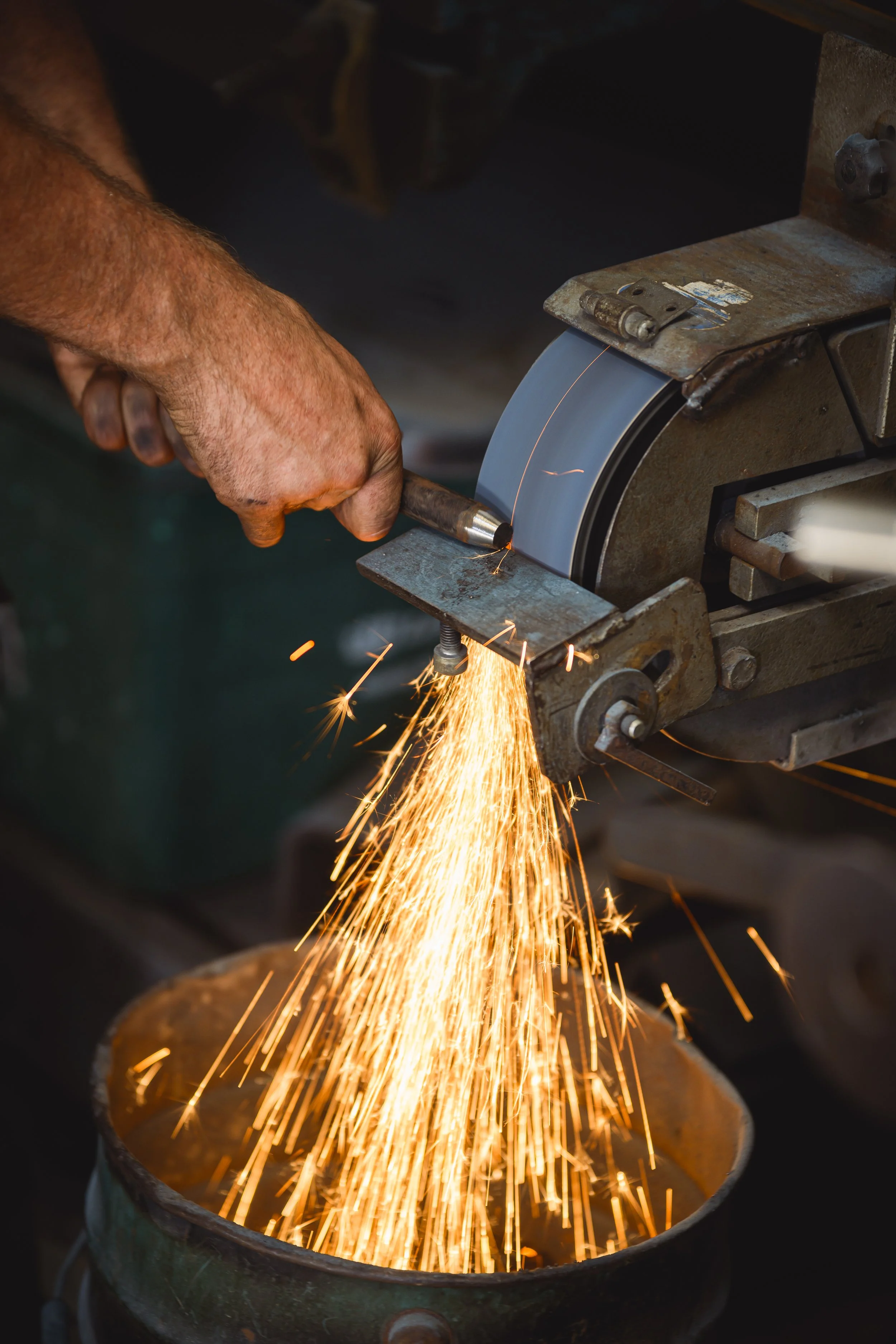 linishing sparks flying