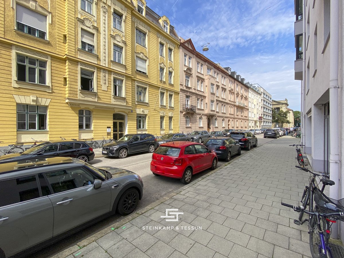 big_ruhige+Anwohnerstrasse+mit+schönen+Altbauten.jpg