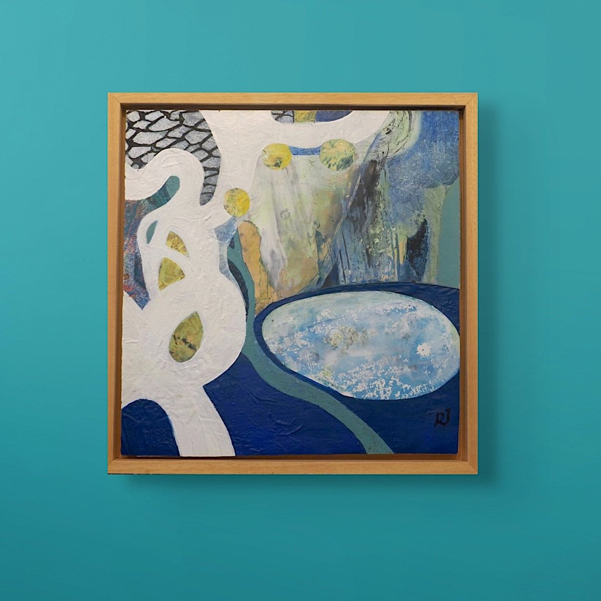 Cove With Large Boulder - in situ 2.jpg