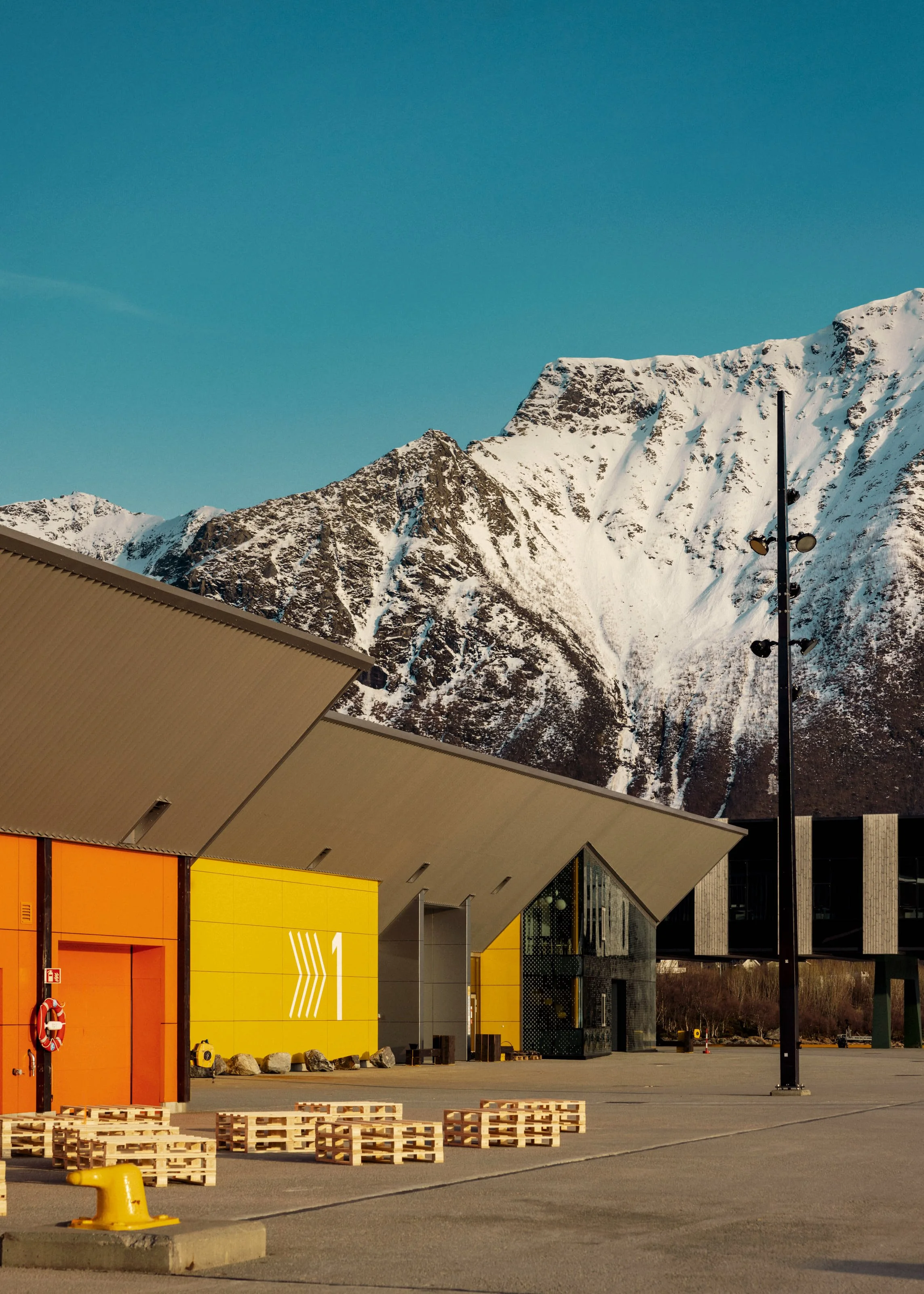 MariellLindHansen-6212 copy.jpg