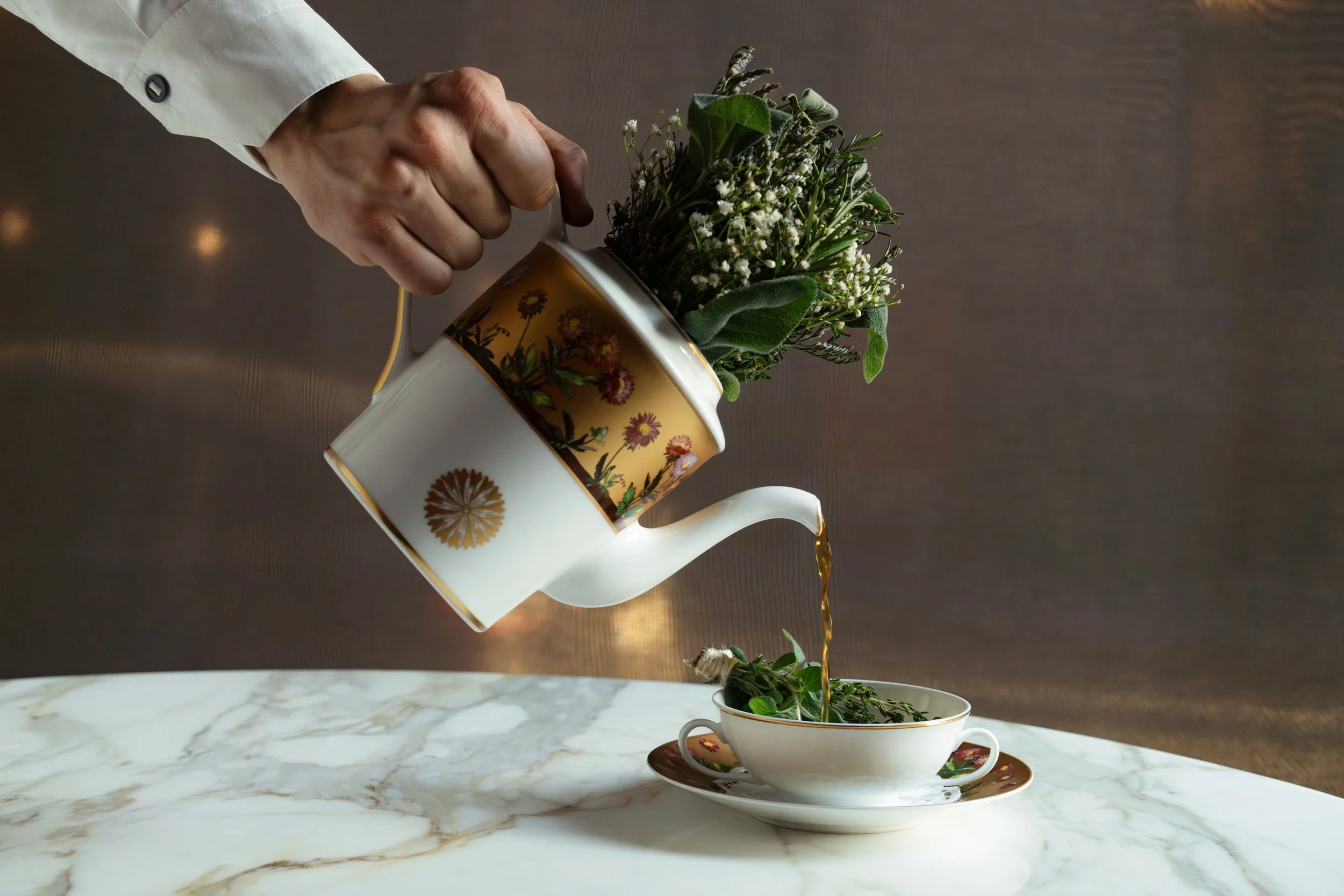 LeiknyHavik-MonOncle-Nov2025-18 copy.jpg