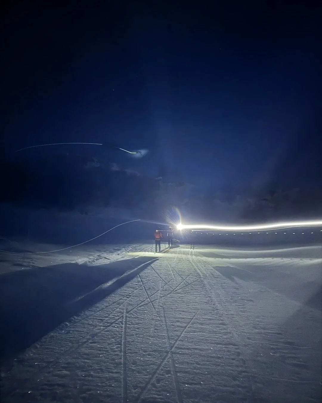 Skiing into the night can be part of the deal on arctic crossings 🌙❄️ . Early in the season daylight is limited and long days may well finish after dark. It intensifies the feeling of remote isolation and solitude to a whole new level. If this excit