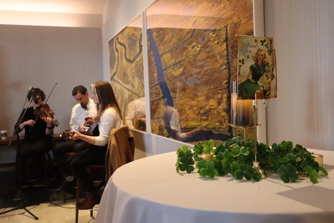 Nothing says St. Patrick's Day quite like fiddle, guitar, and accordion filling a room. ☘️🎶

Throwing it back to the Lindsay Straw Trio at 255 State Street. Corporate events hit different when there's live Irish music weaving through the crowd&mdash