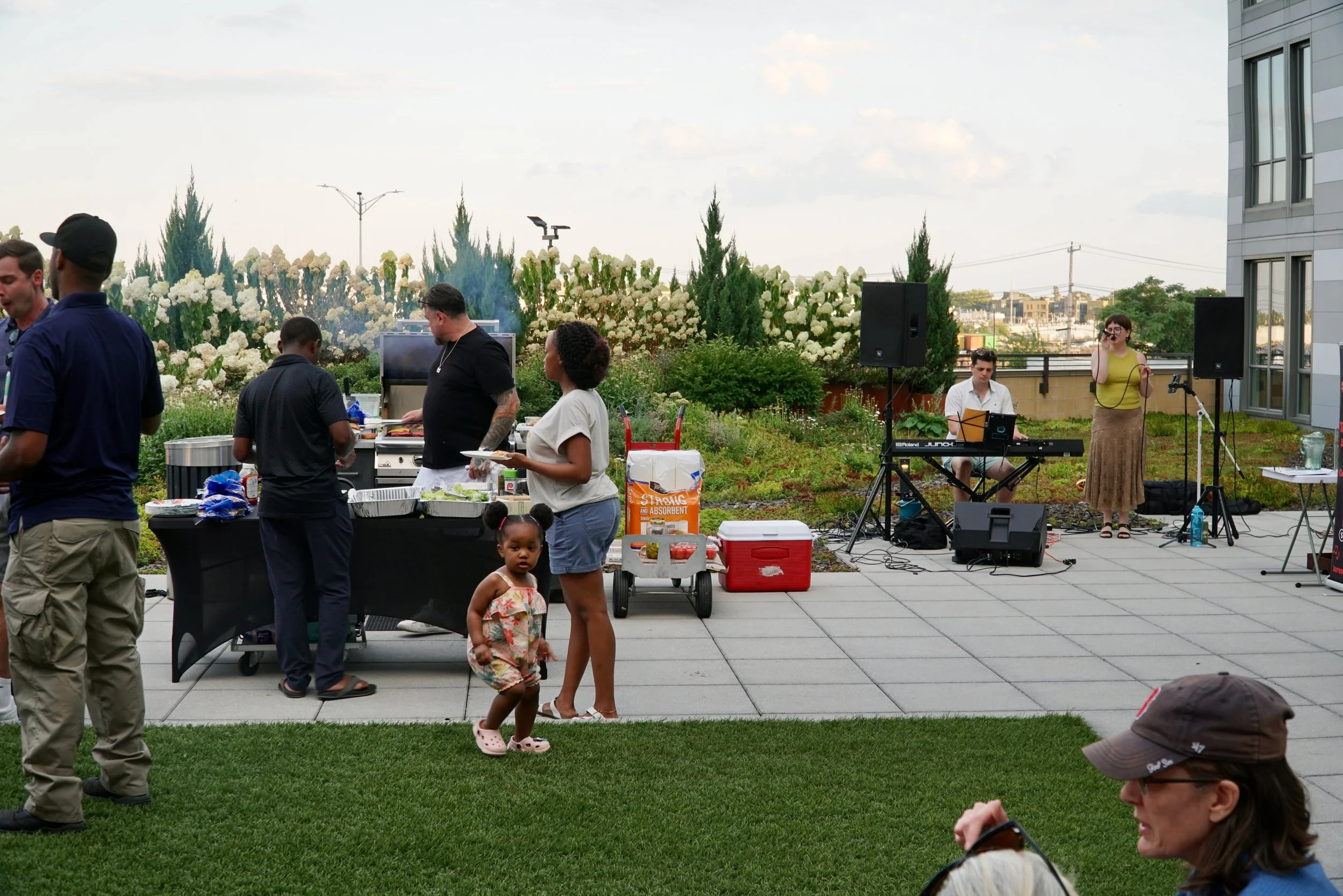 A summer rooftop BBQ, live music, and a space full of people enjoying the evening. 🎶☀️

We brought Teresa &amp; Ben to Flats on D for vocals + keys while residents ate, mingled, and spent time together outdoors.

We love seeing live music become par