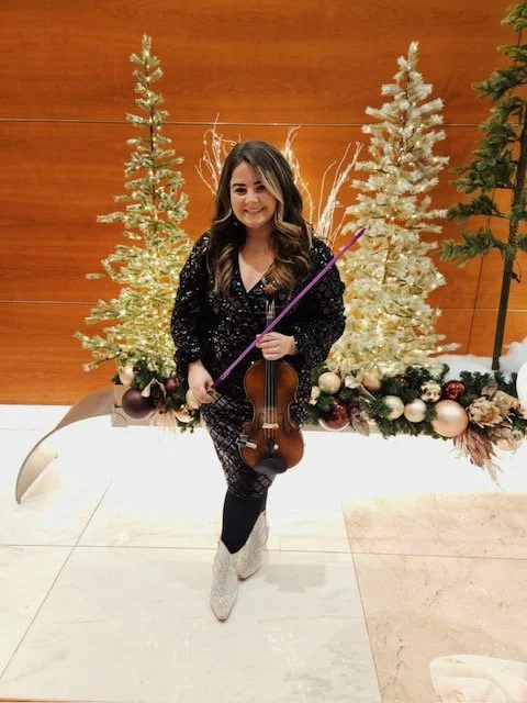 Holiday Party Entertainment Ideas: Live Music &amp; DJs for Corporate Events