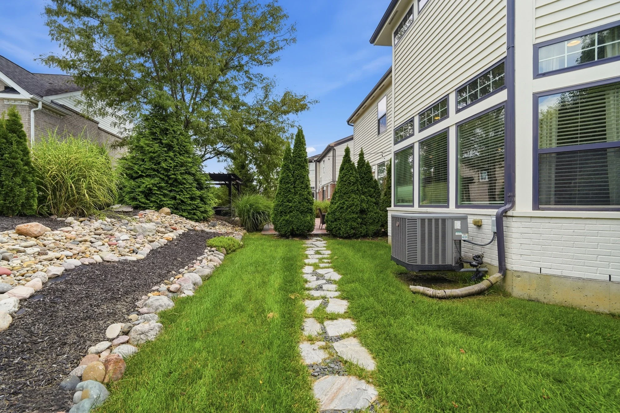 1358shakerrunblvd_web339.jpg