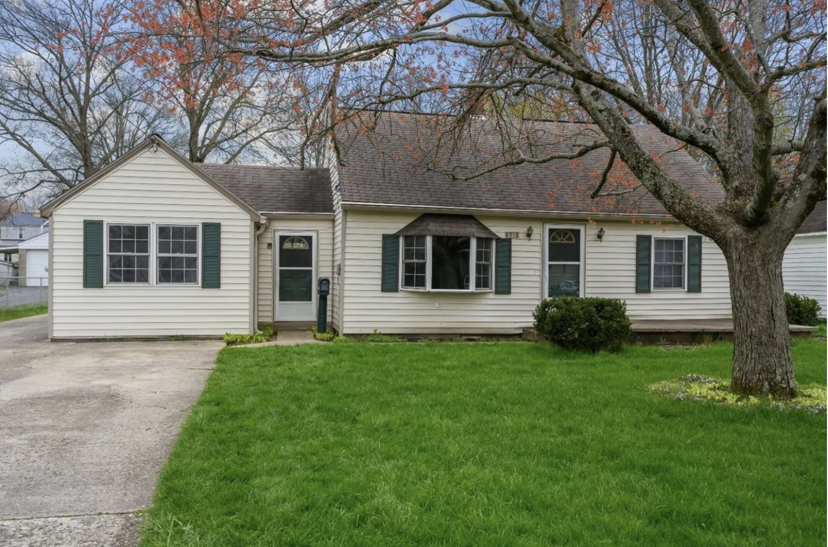One story home in Blue Ash, a top suburb in Cincinnati, Ohio