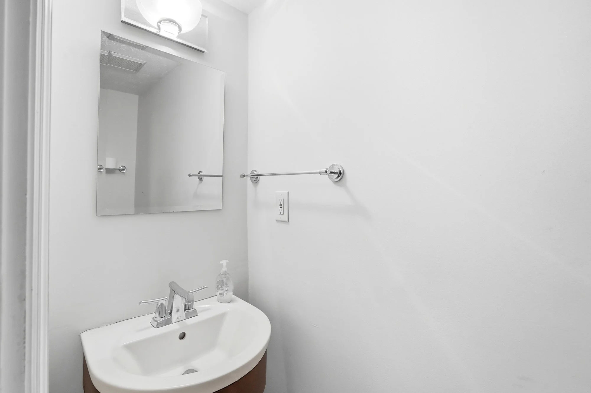 10845lakethamesdr_web025.jpg