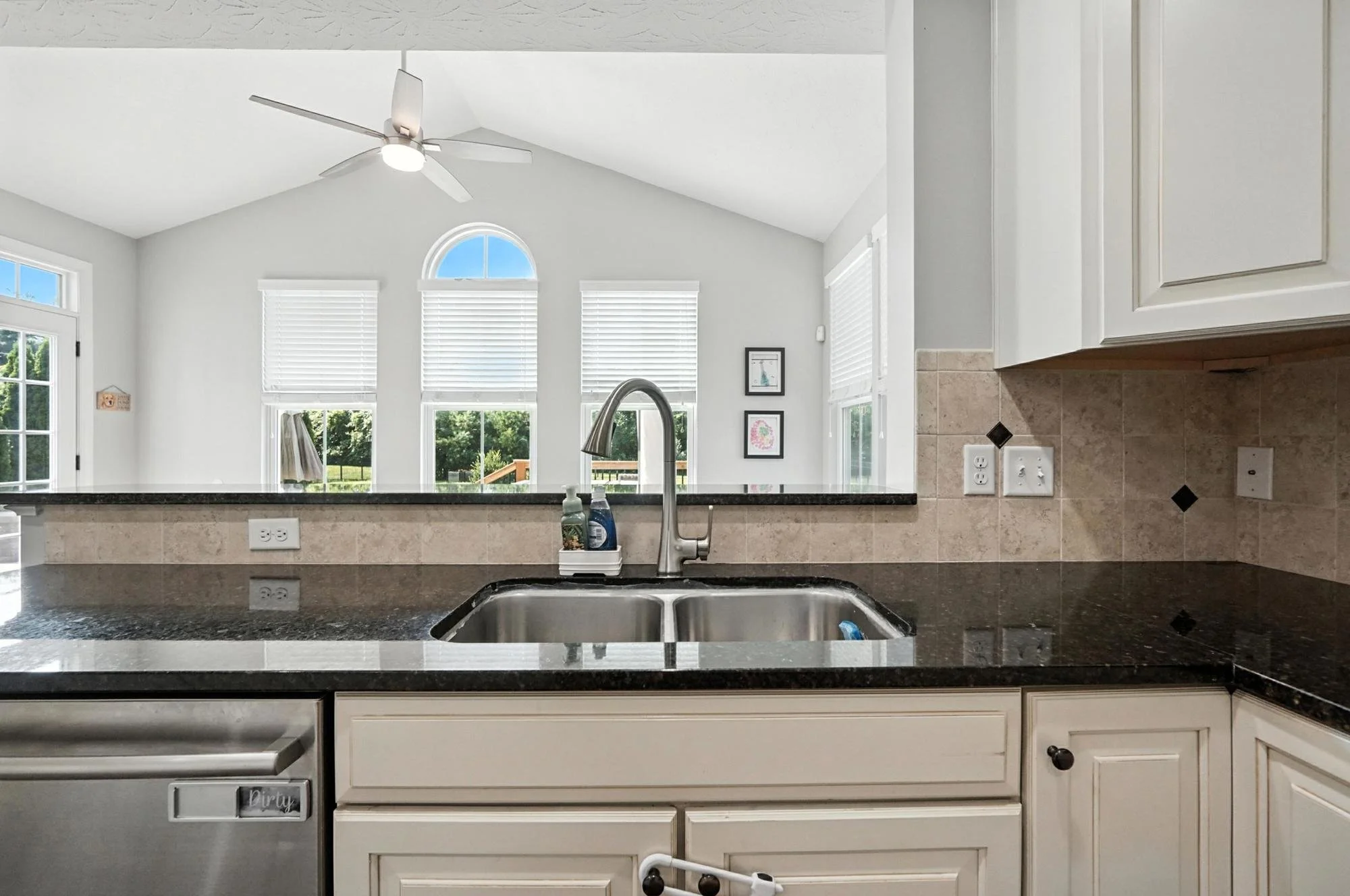 4503bluejayway_web119.jpg