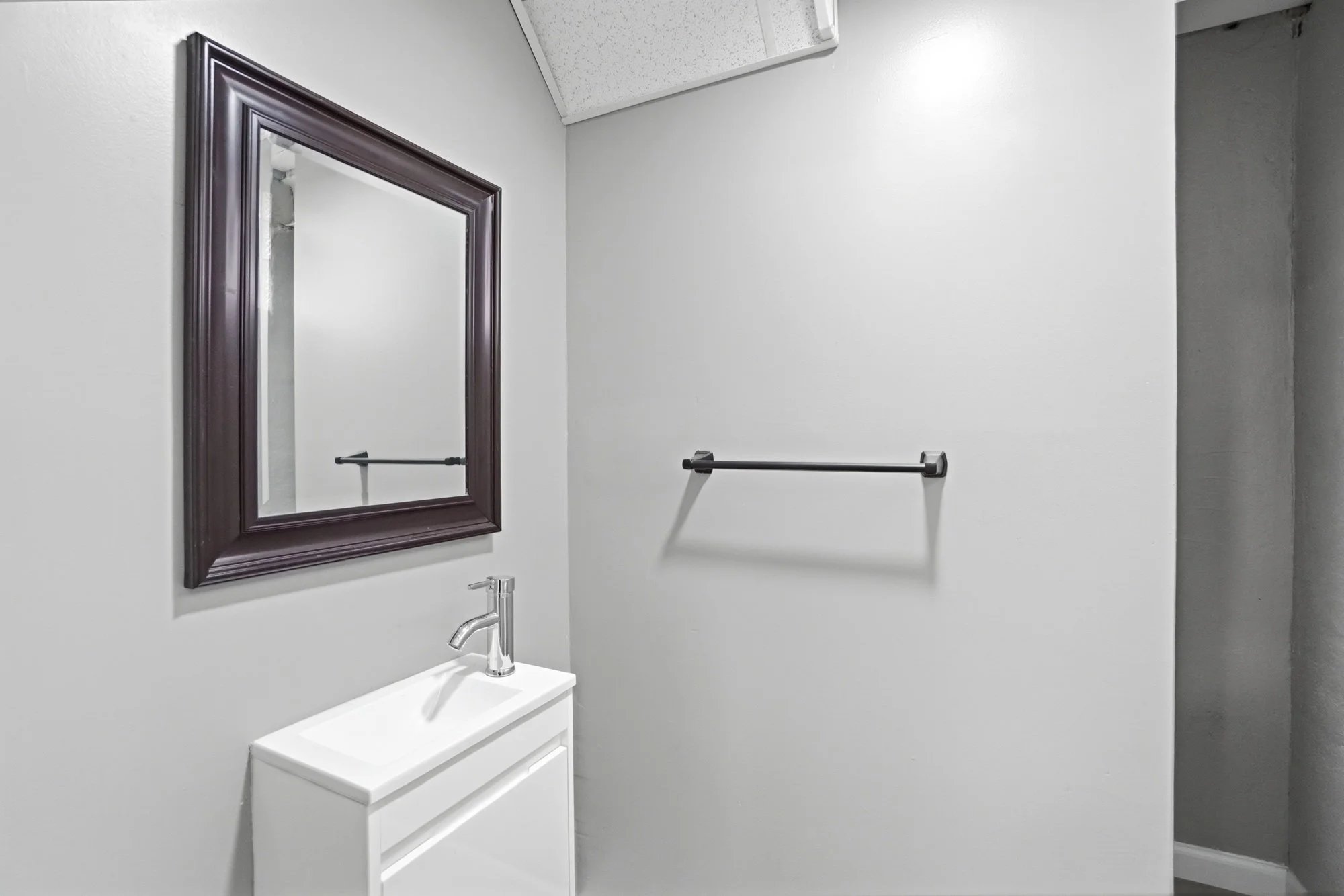 1352 westminster dr_web040.jpg