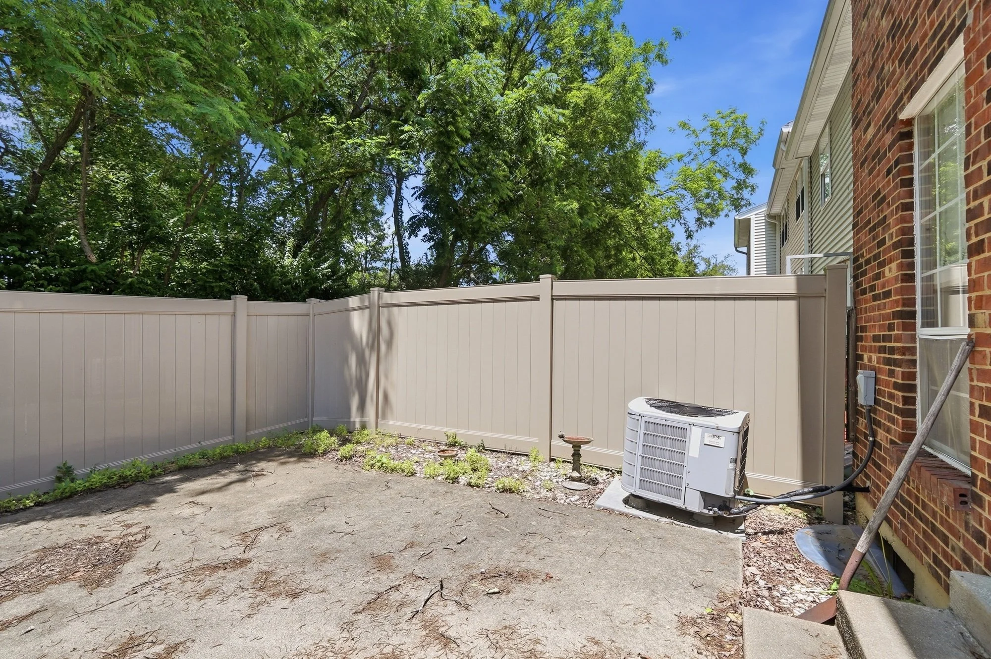 10845lakethamesdr_web054.jpg