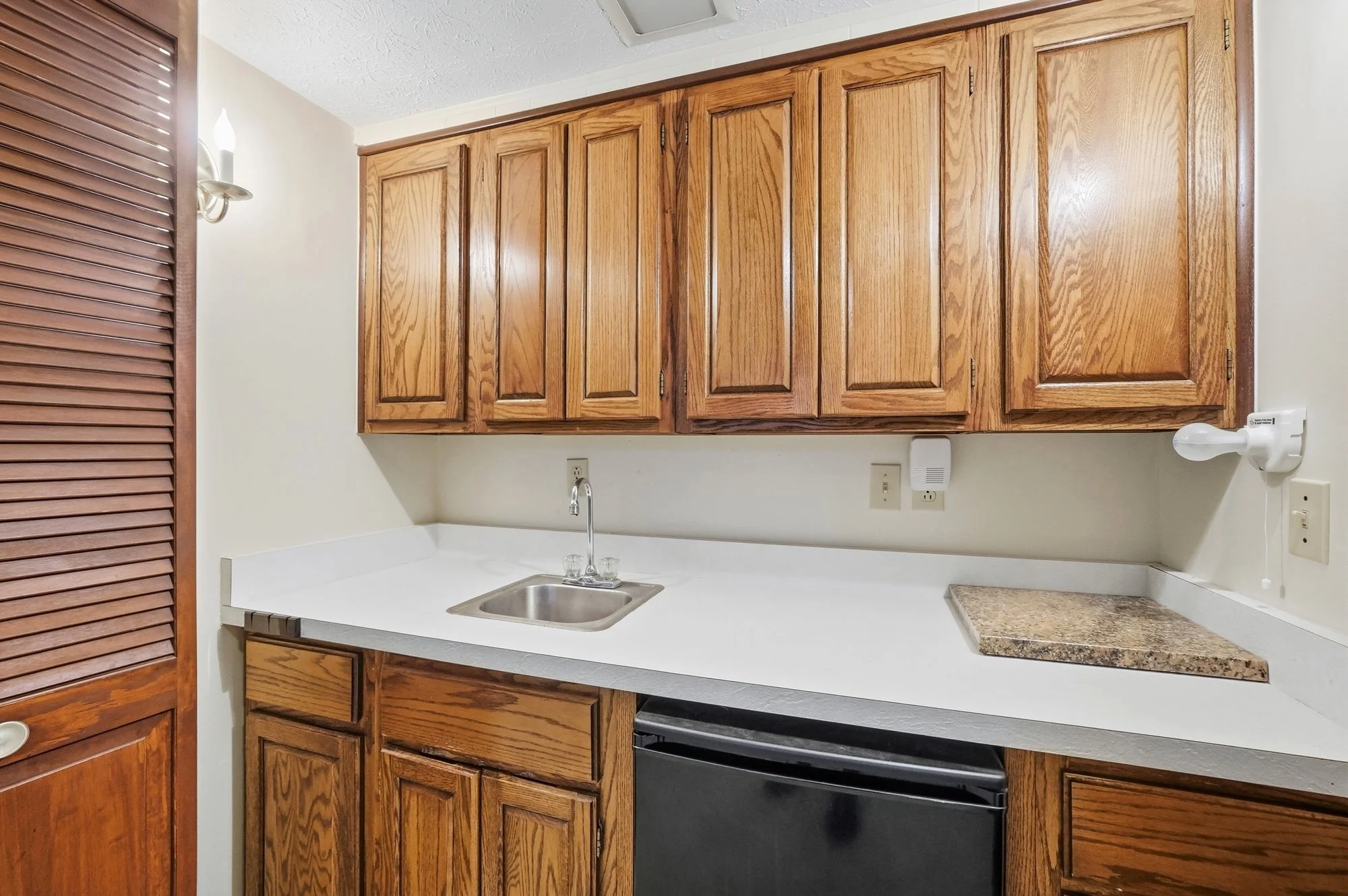 10845lakethamesdr_web044.jpg