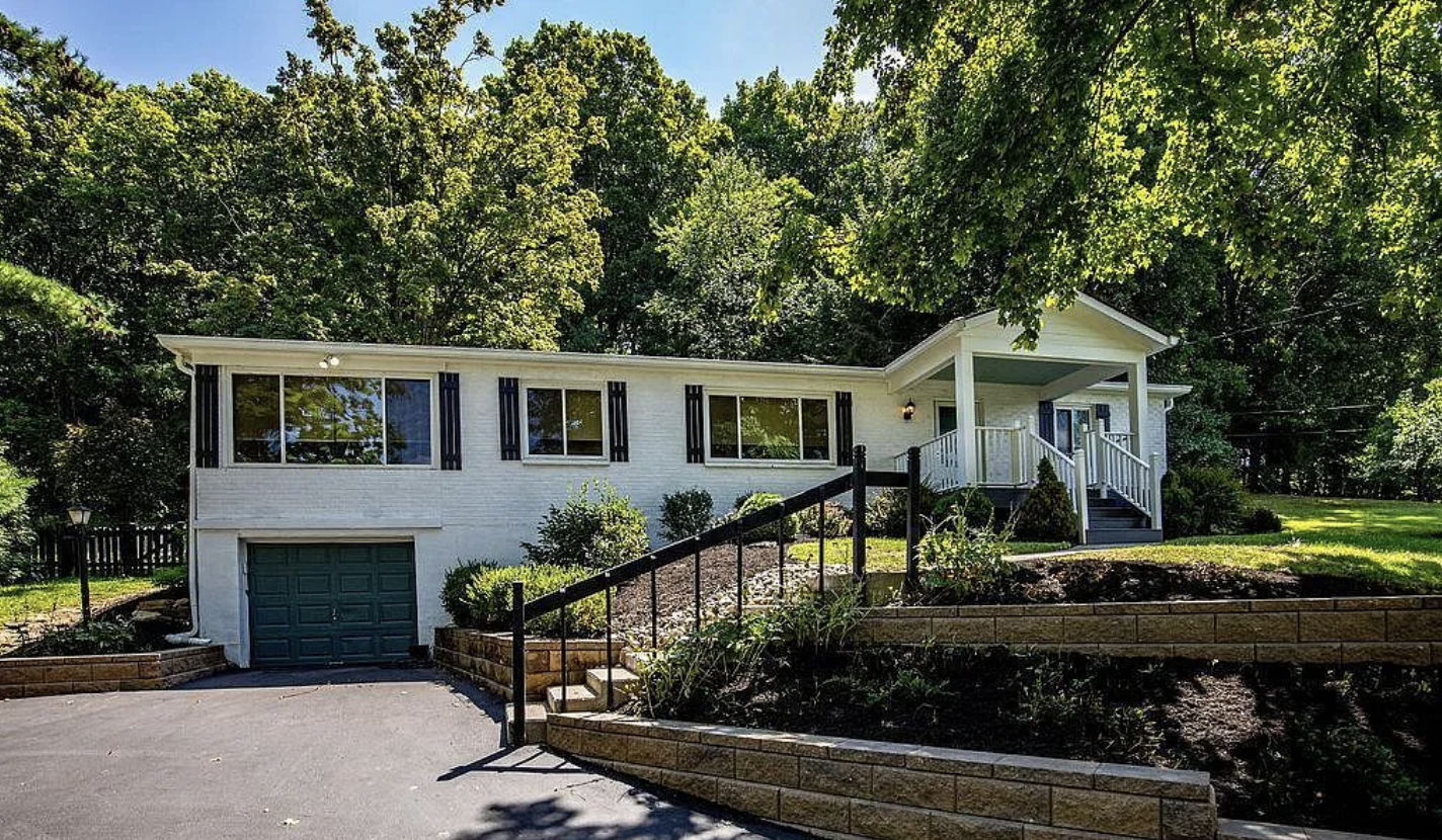 Ranch style home in Blue Ash, Ohio