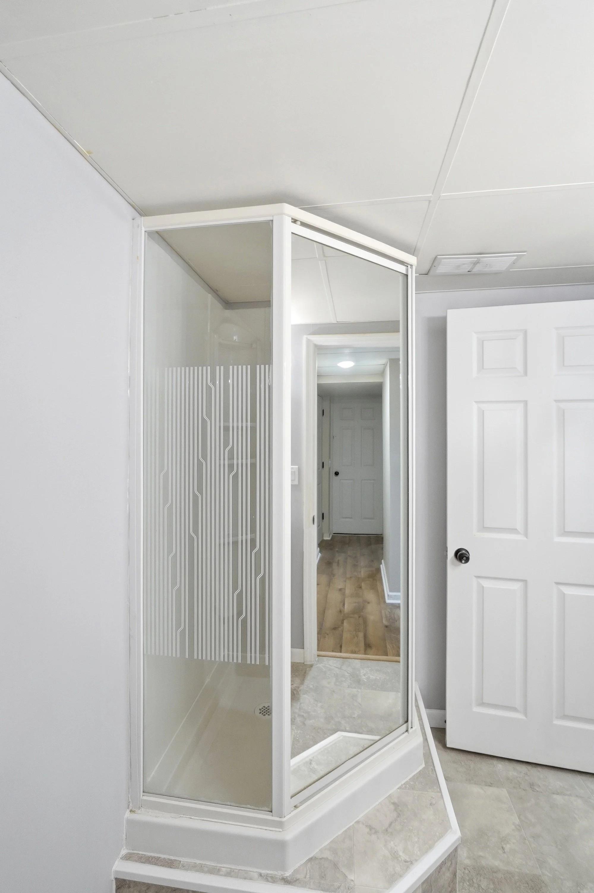 1635tollgate_web070.jpg