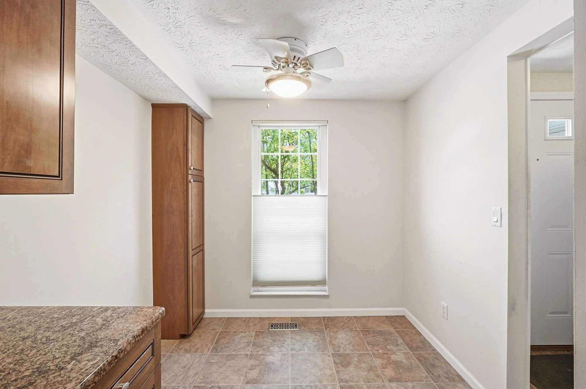 10845lakethamesdr_web022.jpg