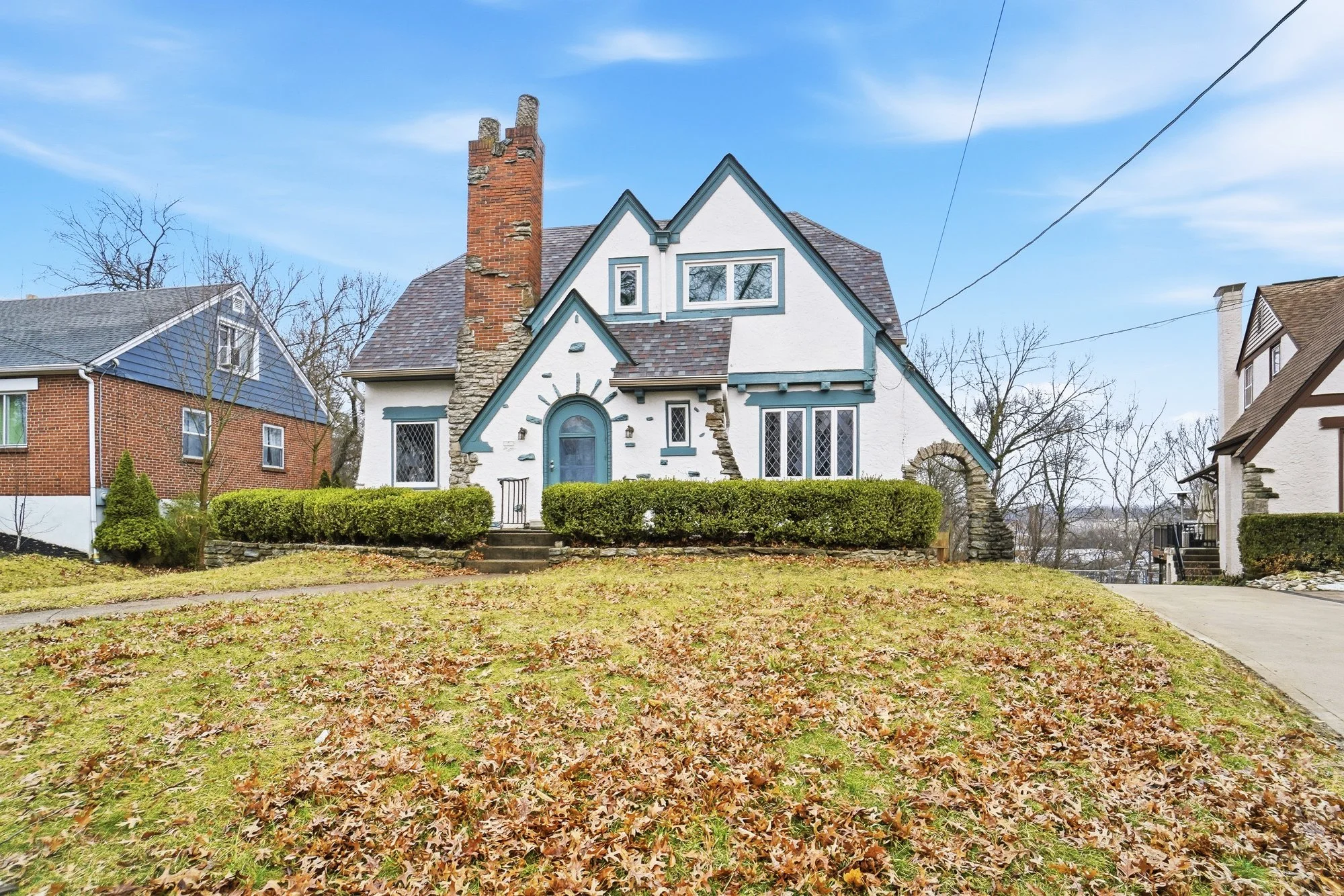 1352 westminster dr_web001.jpg