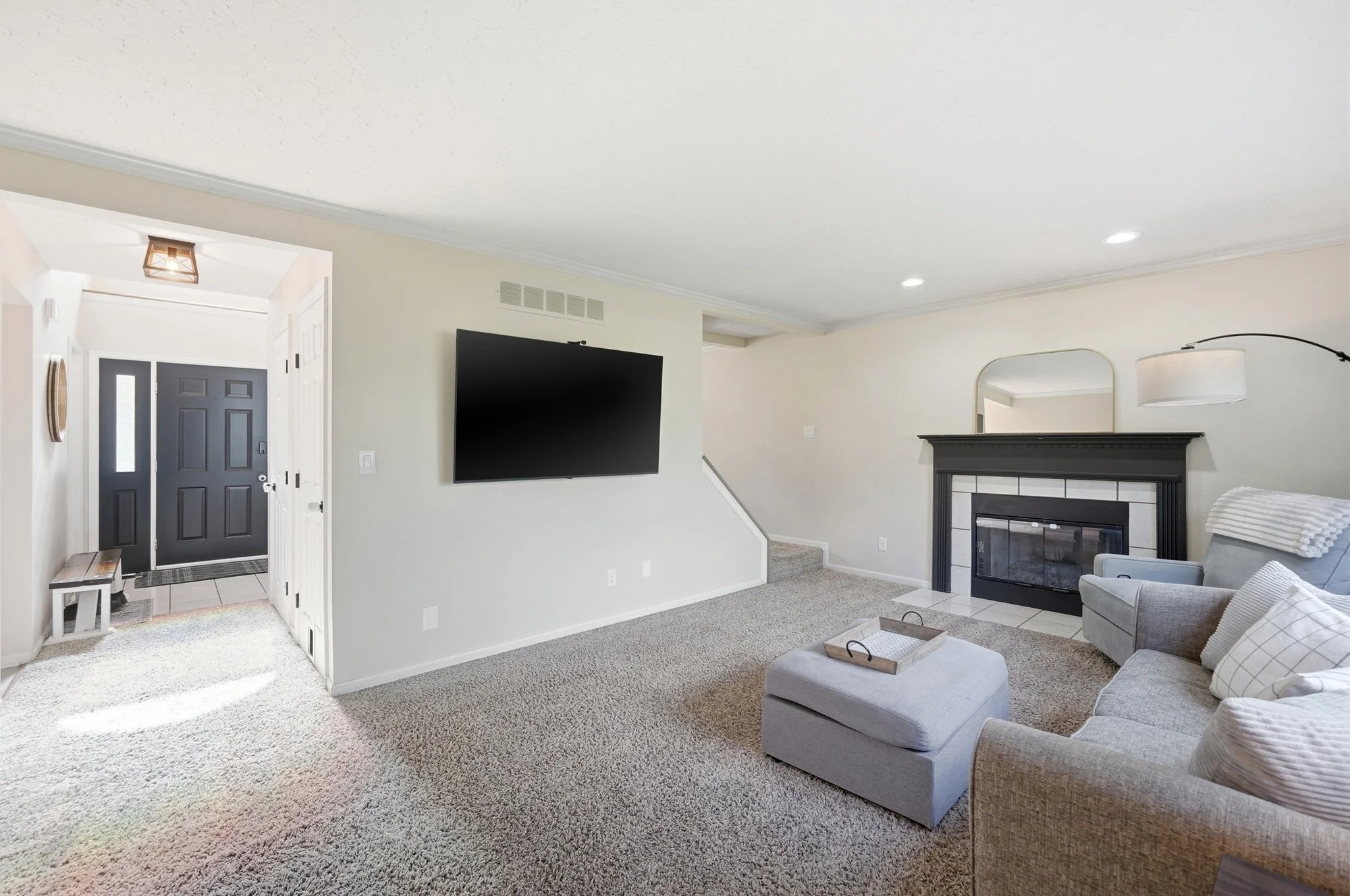 1635tollgate_web015.jpg