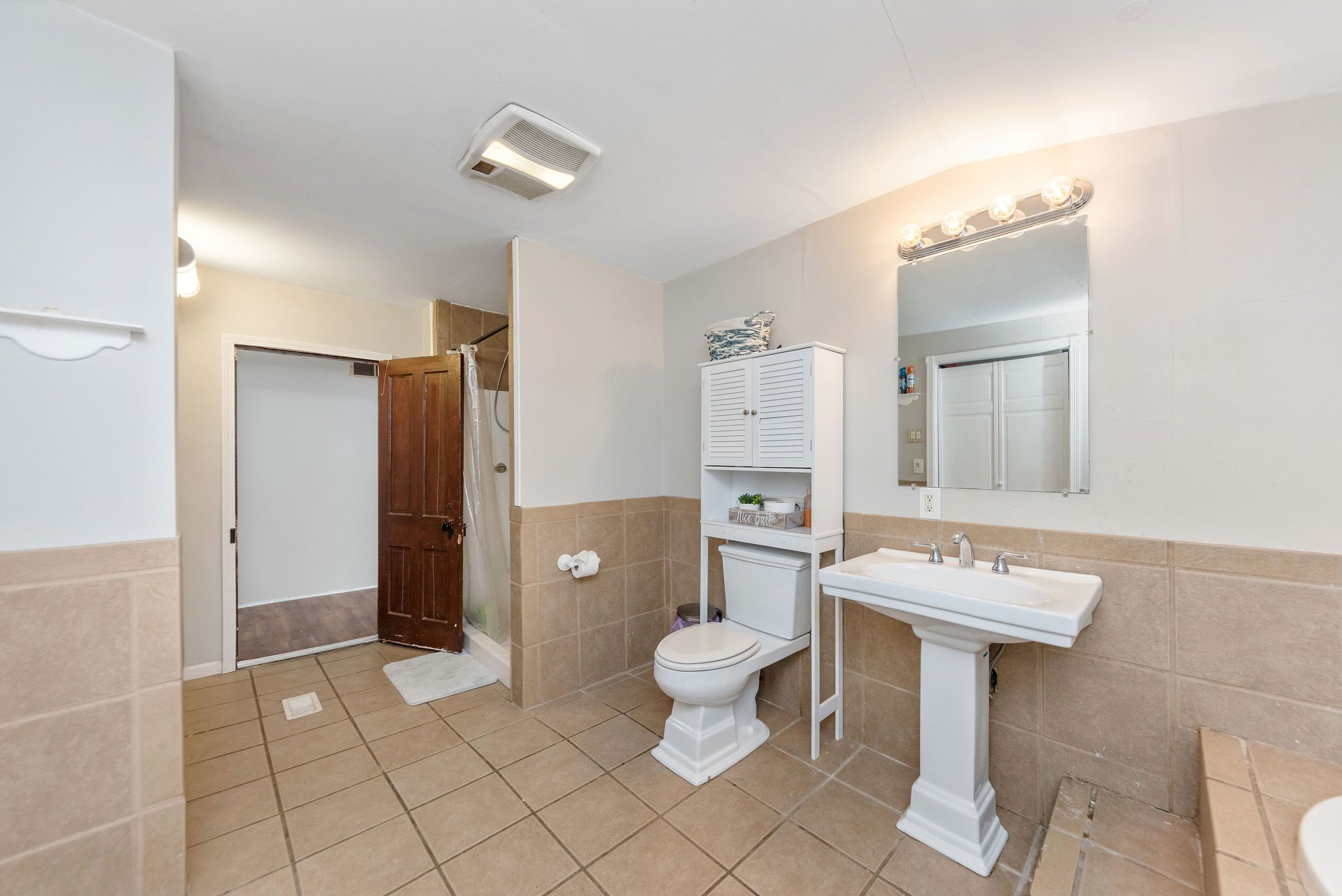 620NBroadwayWebRes_1437.jpg