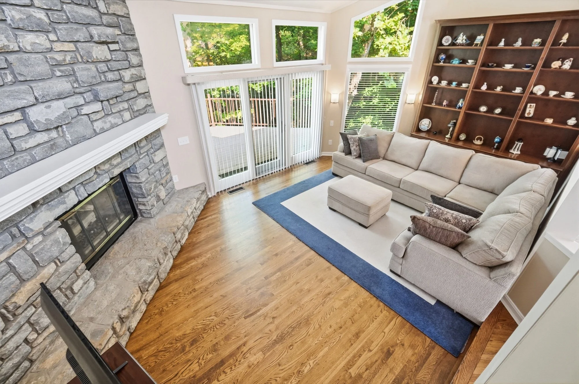 15fallingbrook_web018.jpg