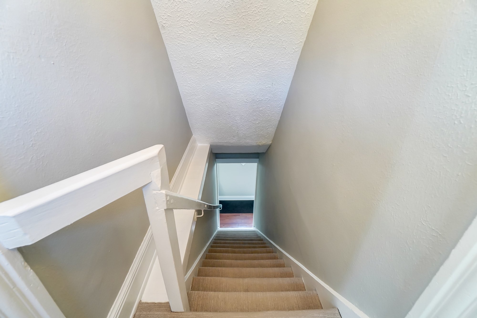 3760_hutton_st_web_033.jpg
