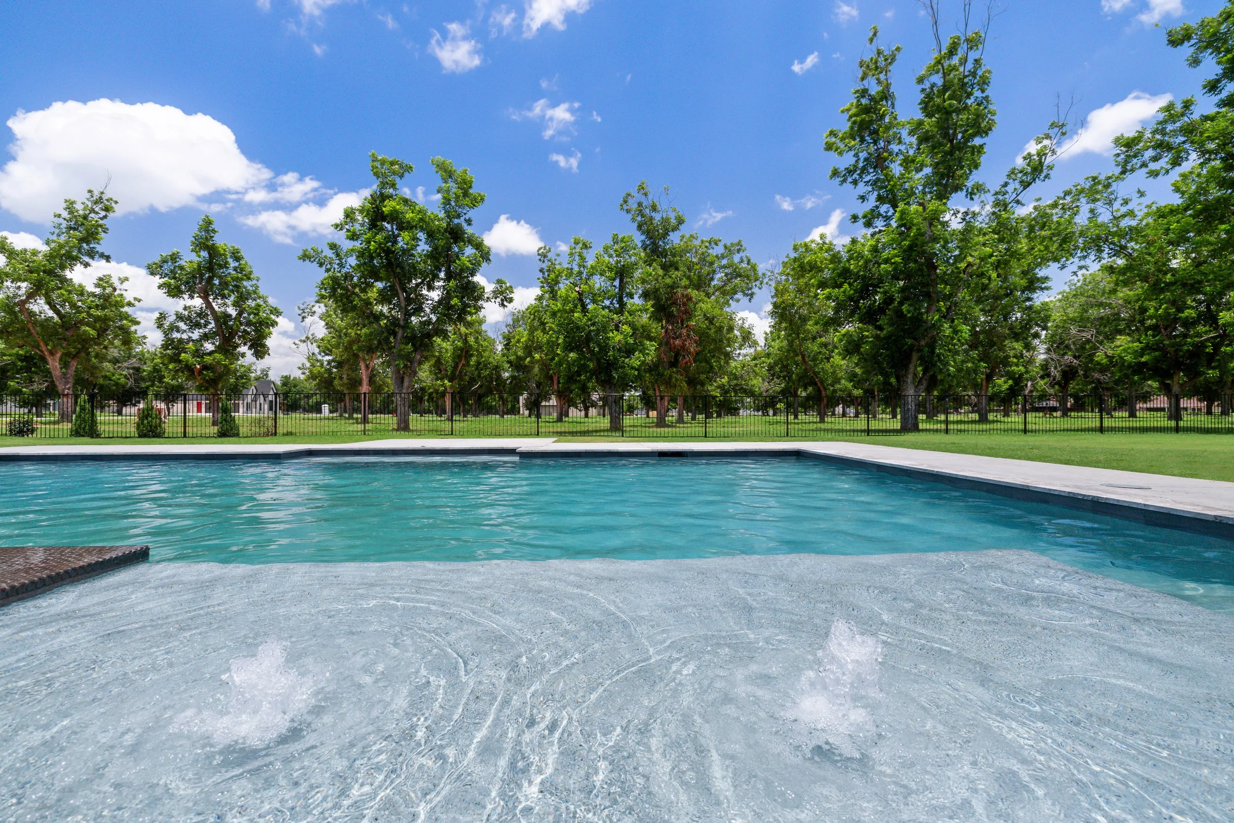 HomesbySignature_ExteriorBack_GranburyTX-3006.jpg