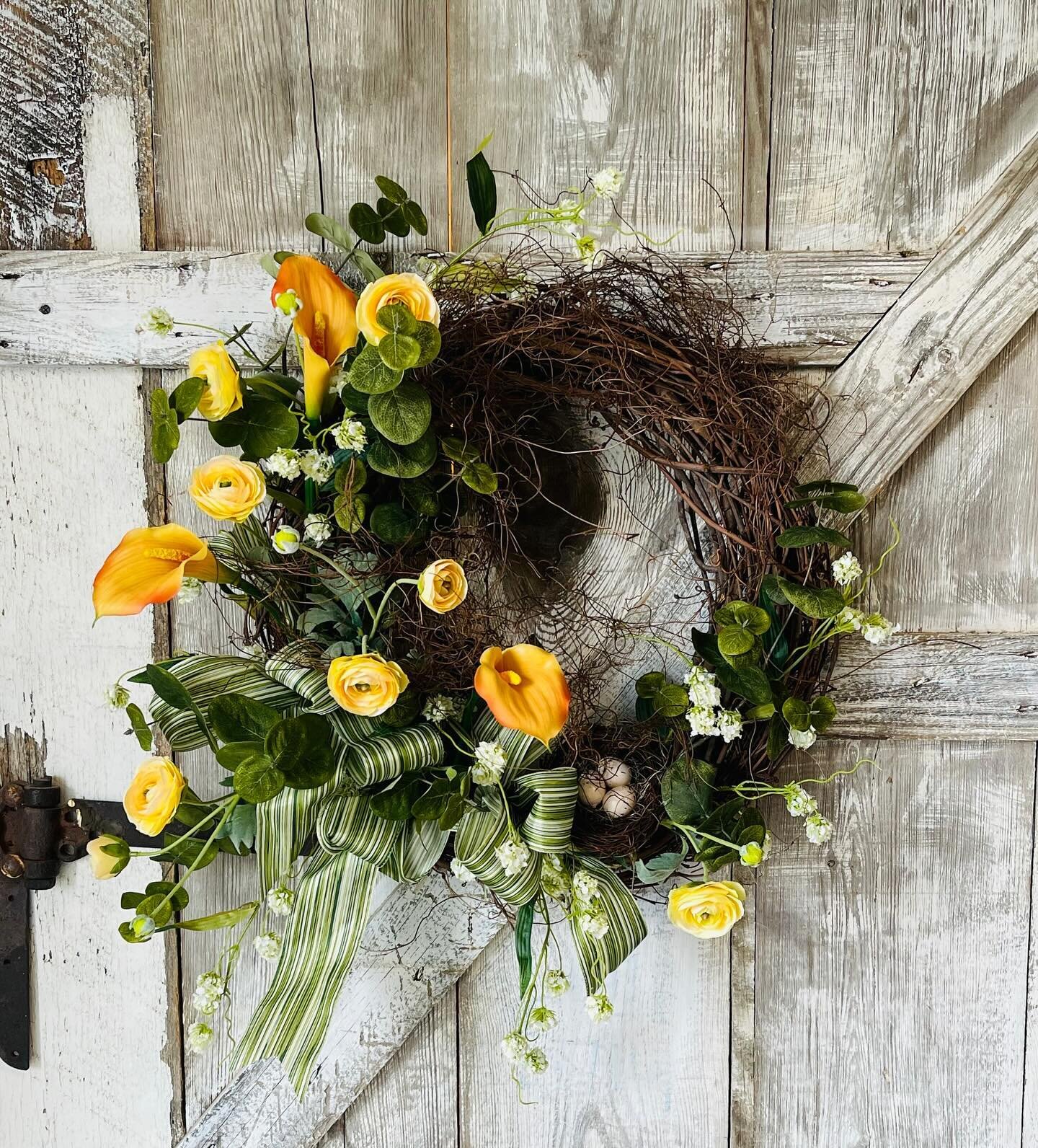 We love spring wreaths 🌼 

Order yours today!