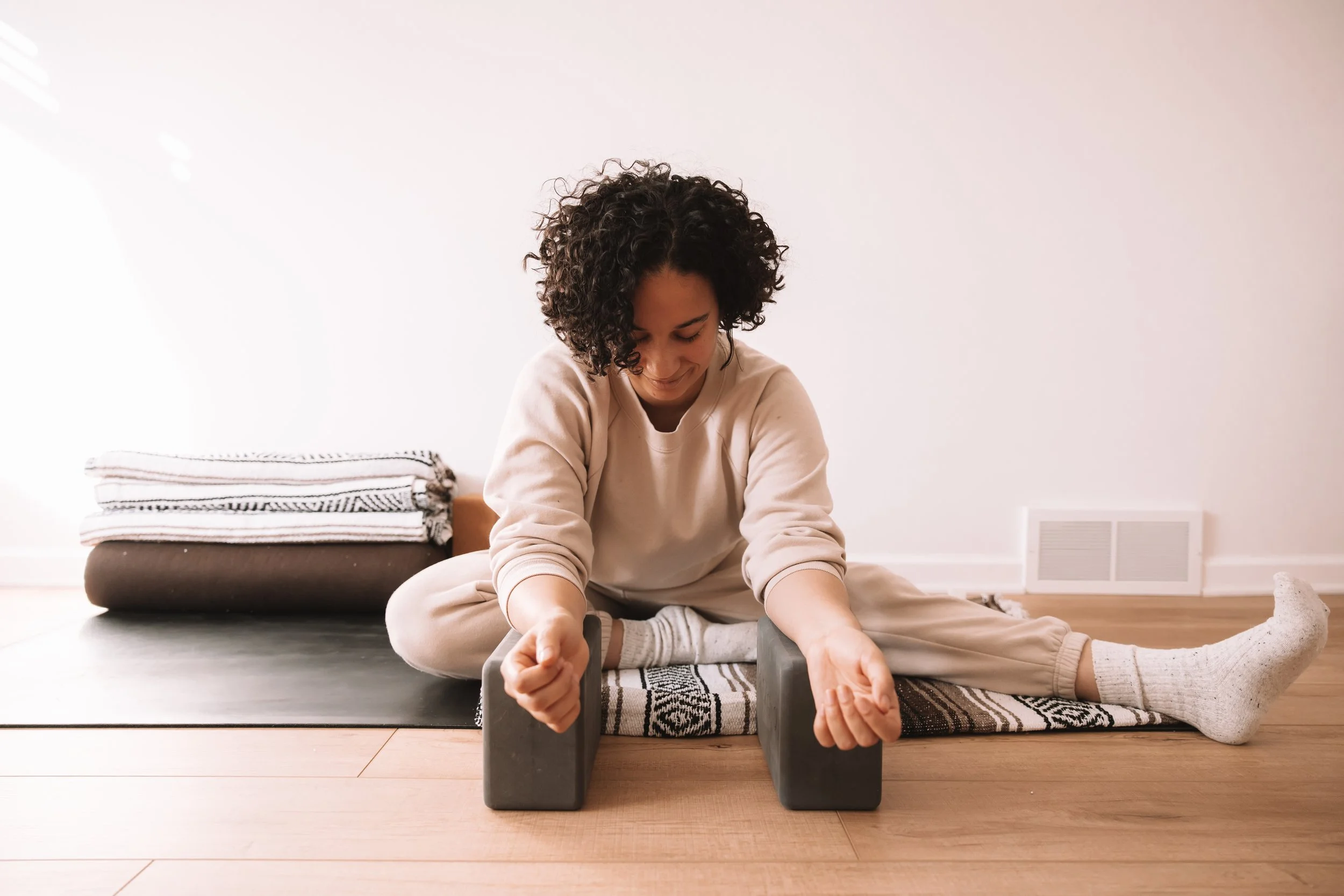 Winter Solstice Yin + Nidra + Journaling with Najee