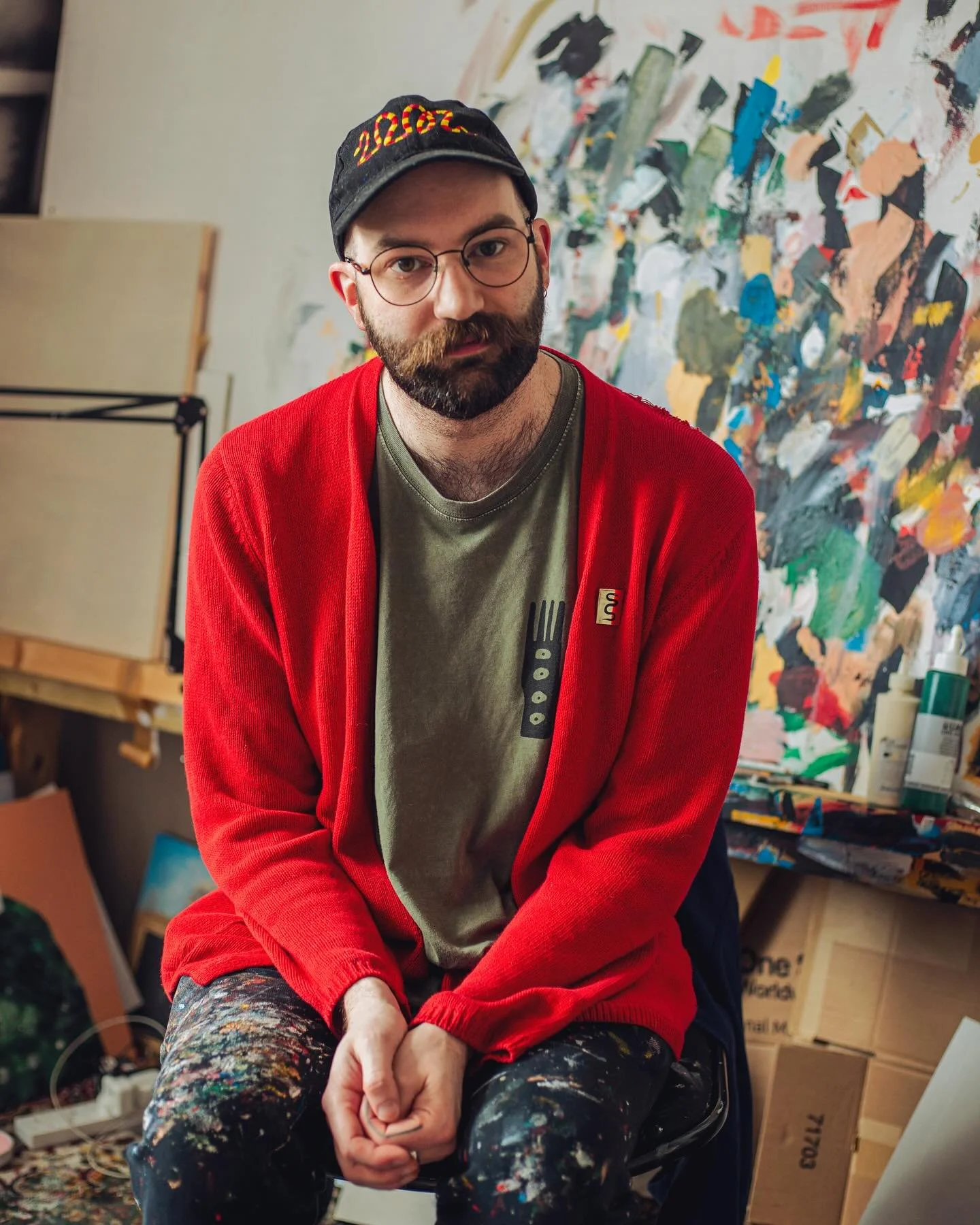 ✨ Resident Spotlight: @kazland ✨

Kazland is a self-taught mixed media artist from the south of England, whose intuitive approach to painting lets the process itself guide the outcome. Each piece becomes a narrative, balancing storytelling with the s