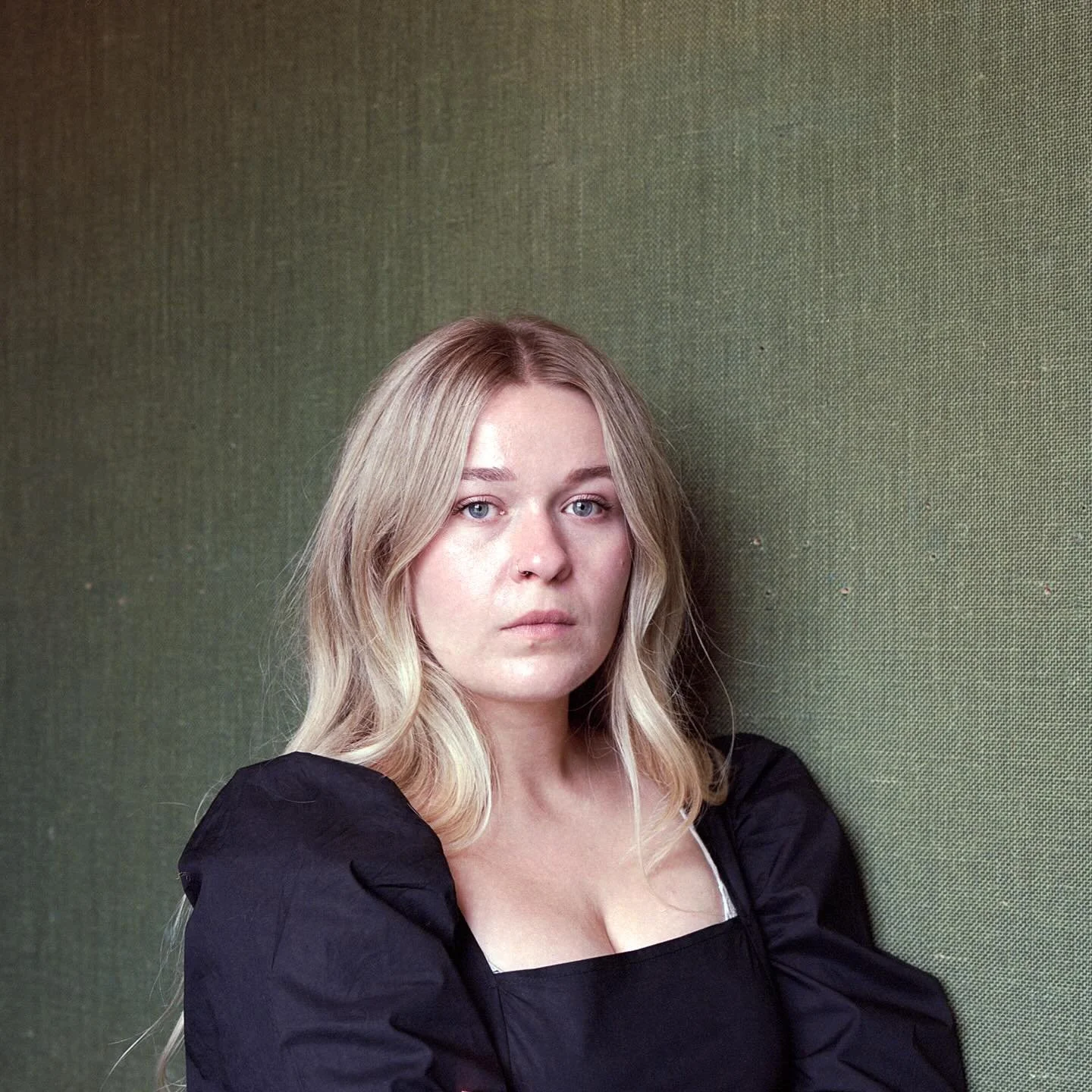 The Loathly Lady: Shifting the Gaze in Folk Music

&ldquo;Folk songs have been held in communities for much longer than they have been collected, moralising, entertaining, and educating generations through song.&rdquo;

Join award-winning folk singer