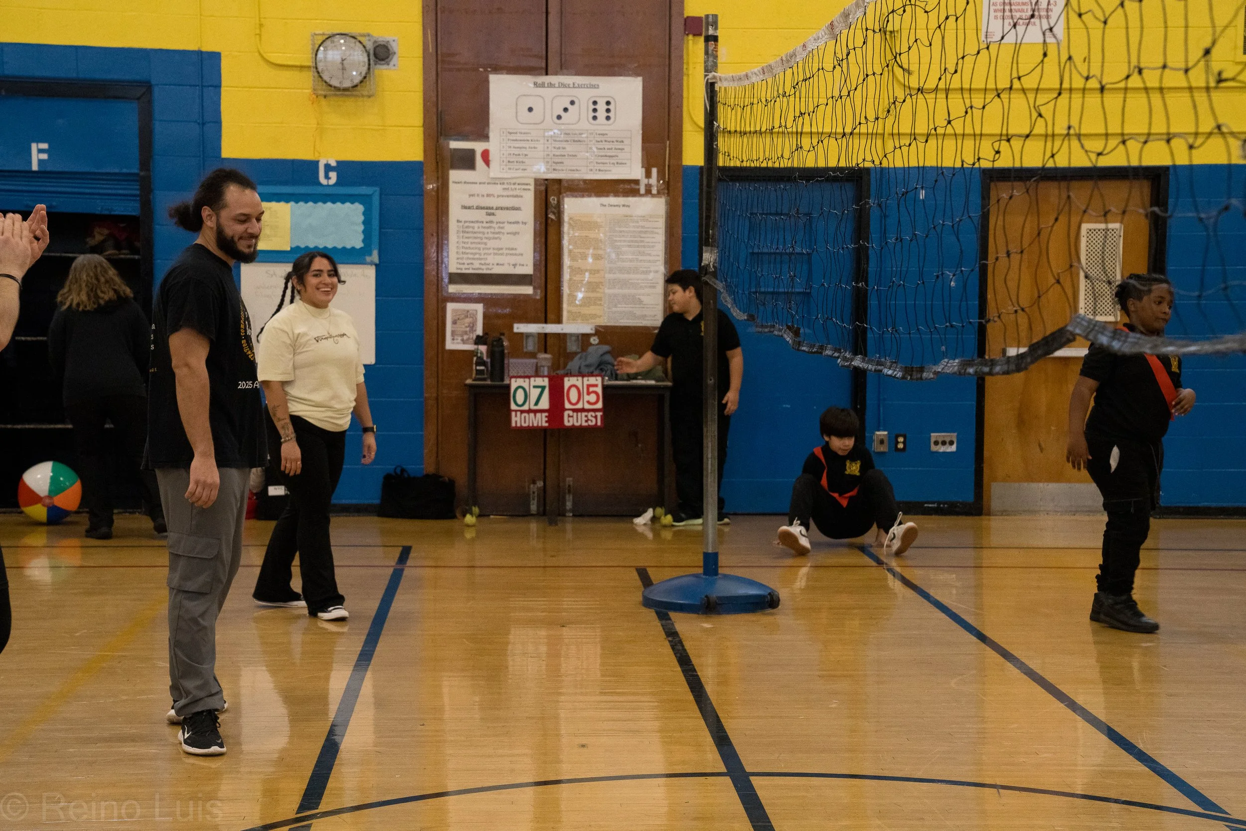 Student teacher volleyball game 11-26-2025-56.jpg