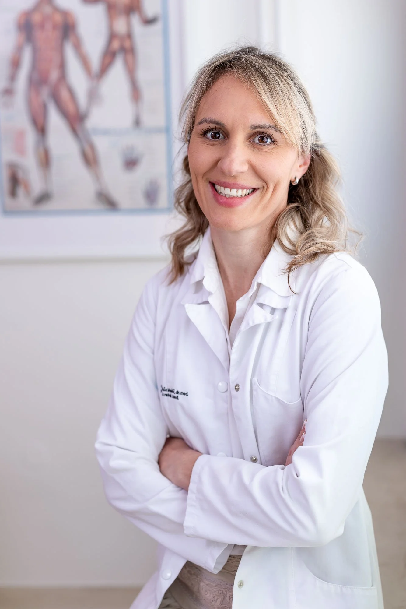 doc. dr. Neža Majdič zdravnica specialistka klinična medicinska prehrana za obravnavo debelosti