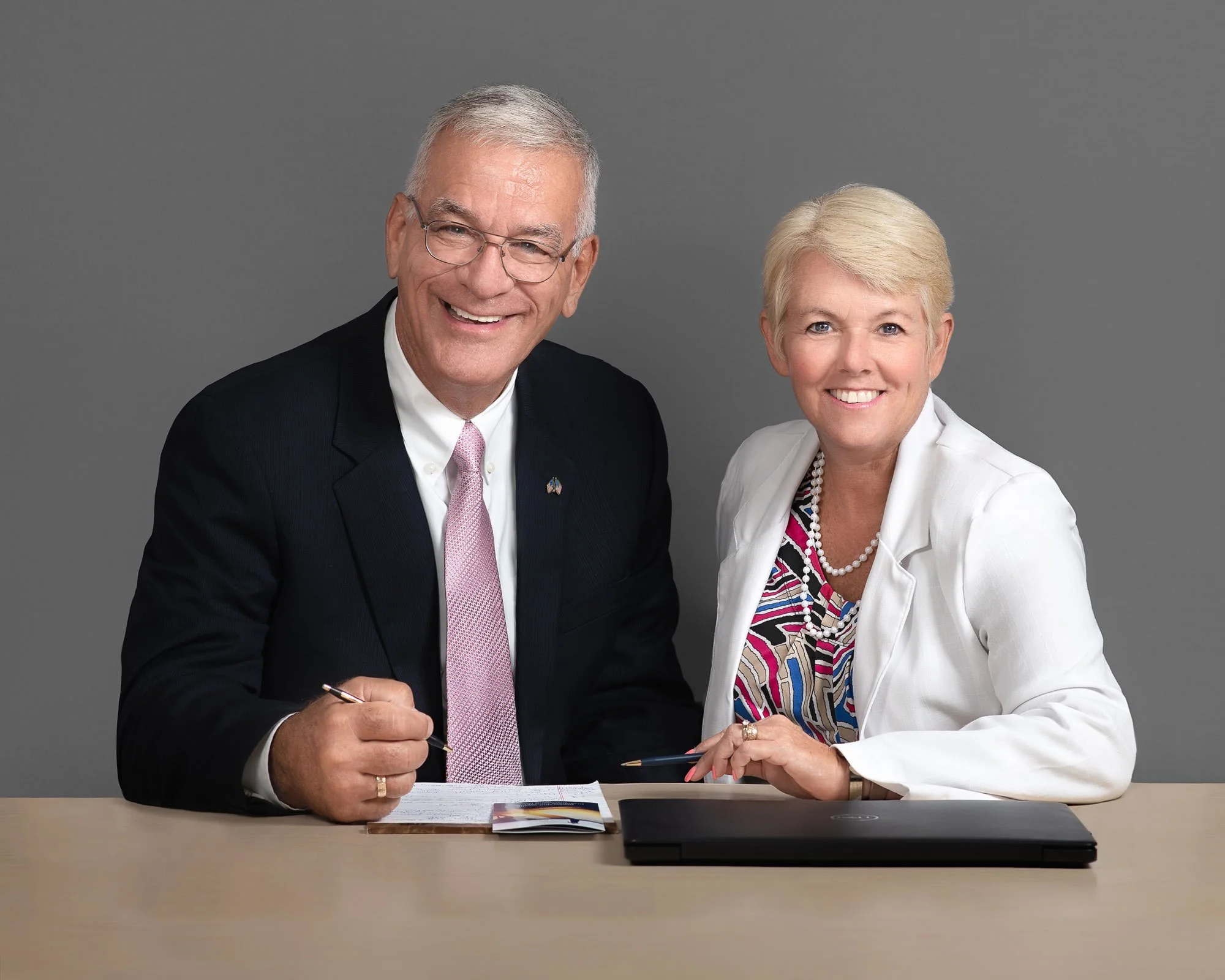 Headshots or Personal Branding for Financial Advisors? How to Choose the Right Session