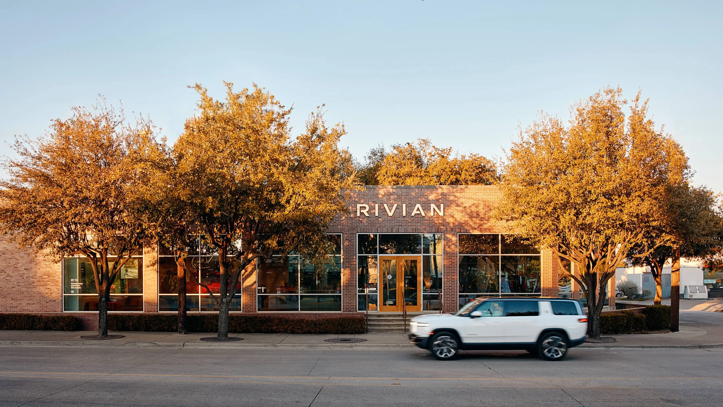 stephen-cardinale-rivian-dallas-spaces-exterior-elevation.jpg