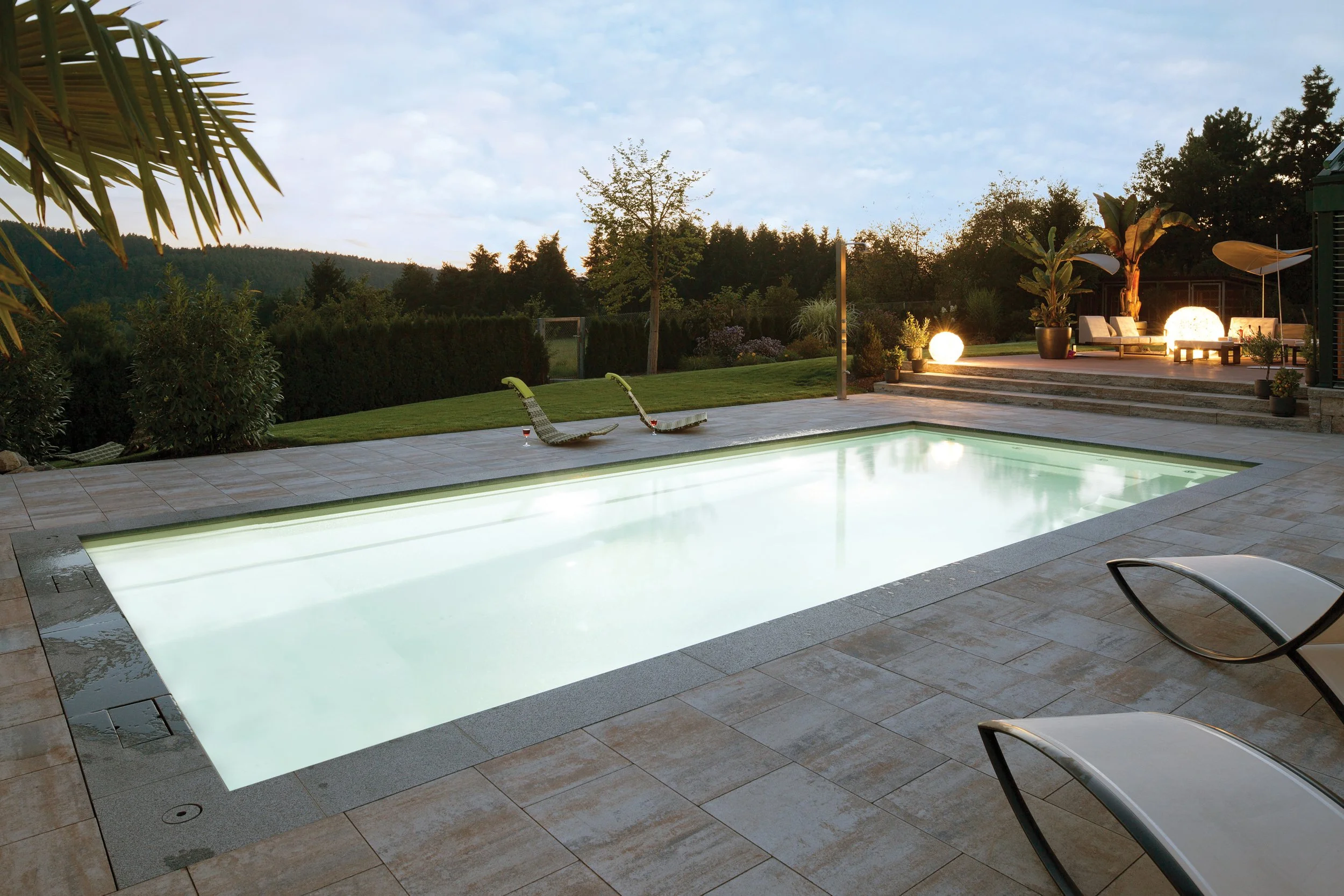 Contemporary Anthracite Grey 3 .jpg