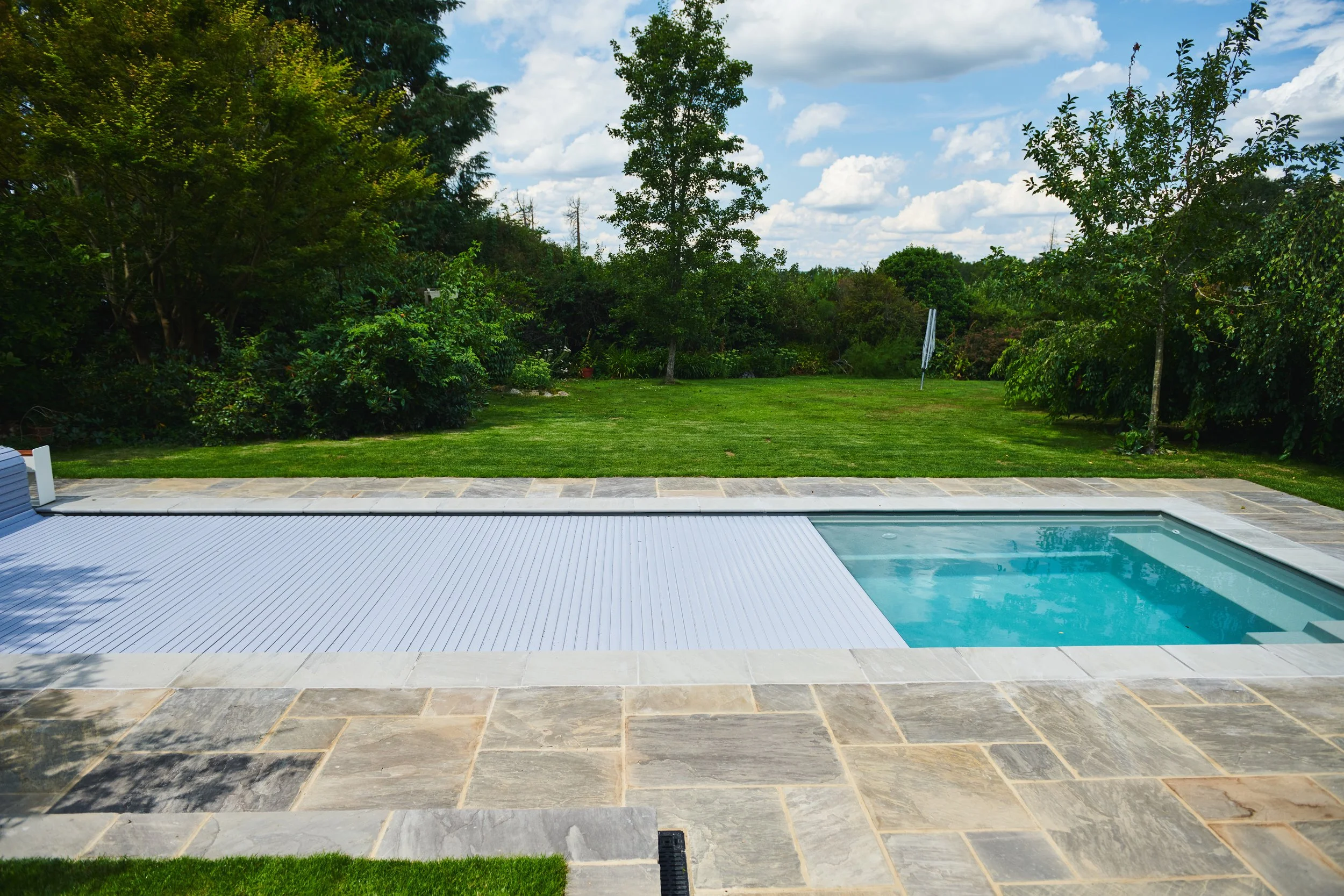 Contemporary Anthracite Grey7.jpg