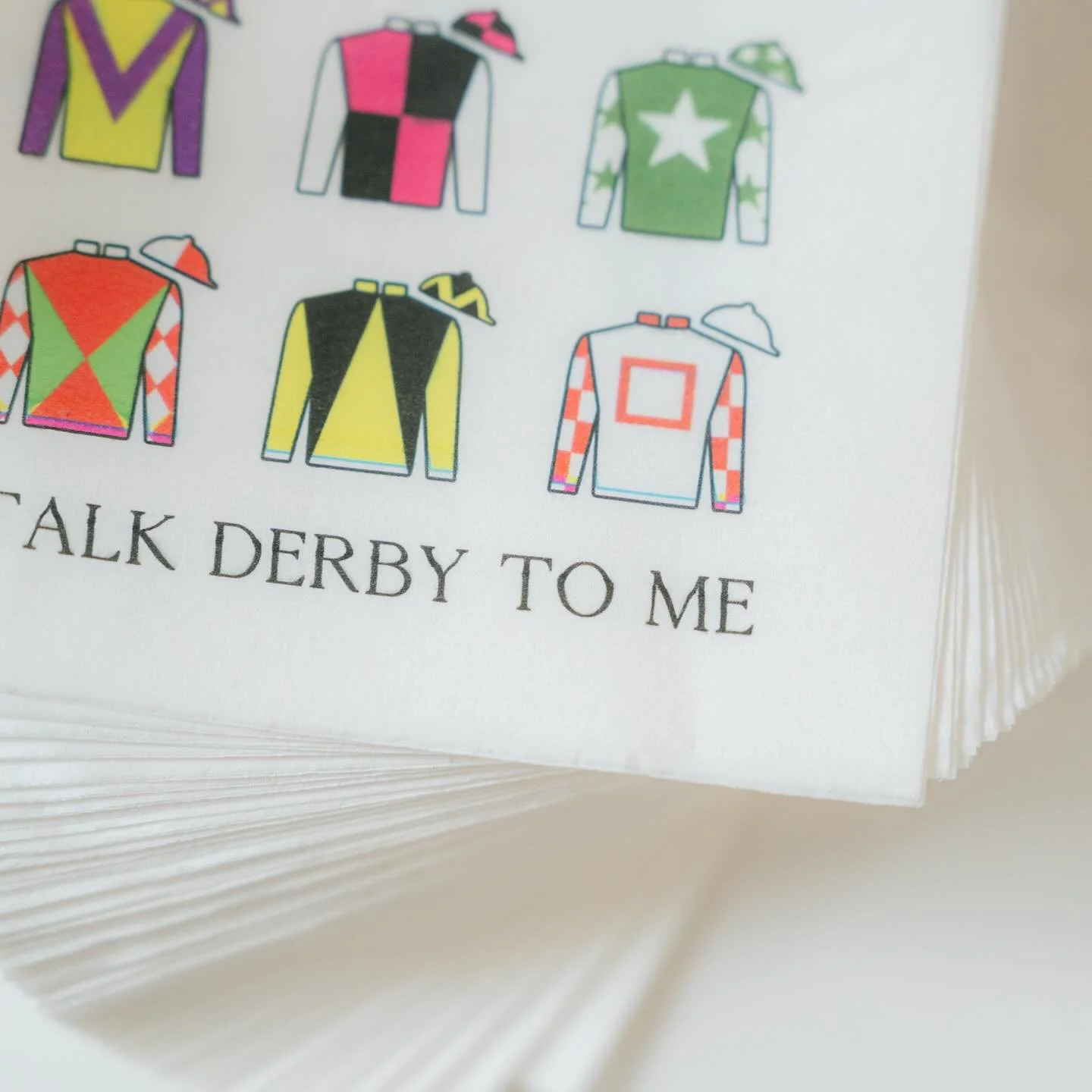 A day at the races 🐎 

So happy I was able to be a sponsor for the @heelsandhandshakes derby day @diamondcreekfarm 

Photos 📸: @dianamariephotography_ 

#welcomesign #eventsignage #nashvilleevents #nashvilleweddingvenue #customsign #customsignage #