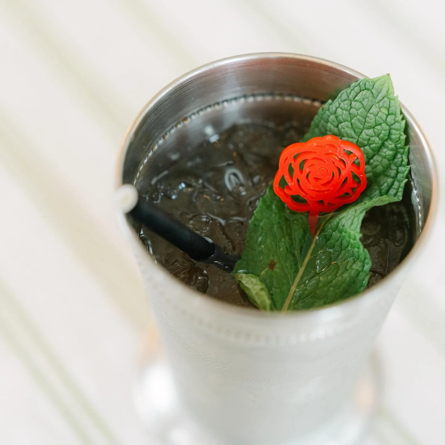 Drinks are better when they come with a little something extra. ✨🌹These custom drink stirrers aren't just practical&mdash;they&rsquo;re the perfect finishing touch that ties the whole vibe together. Whether it's a signature cocktail, mocktail, or ic
