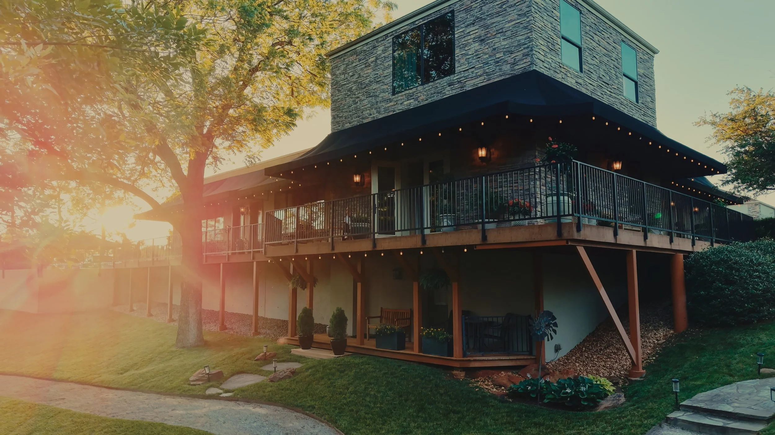 TWO HEARTS INN | BRAND FILM