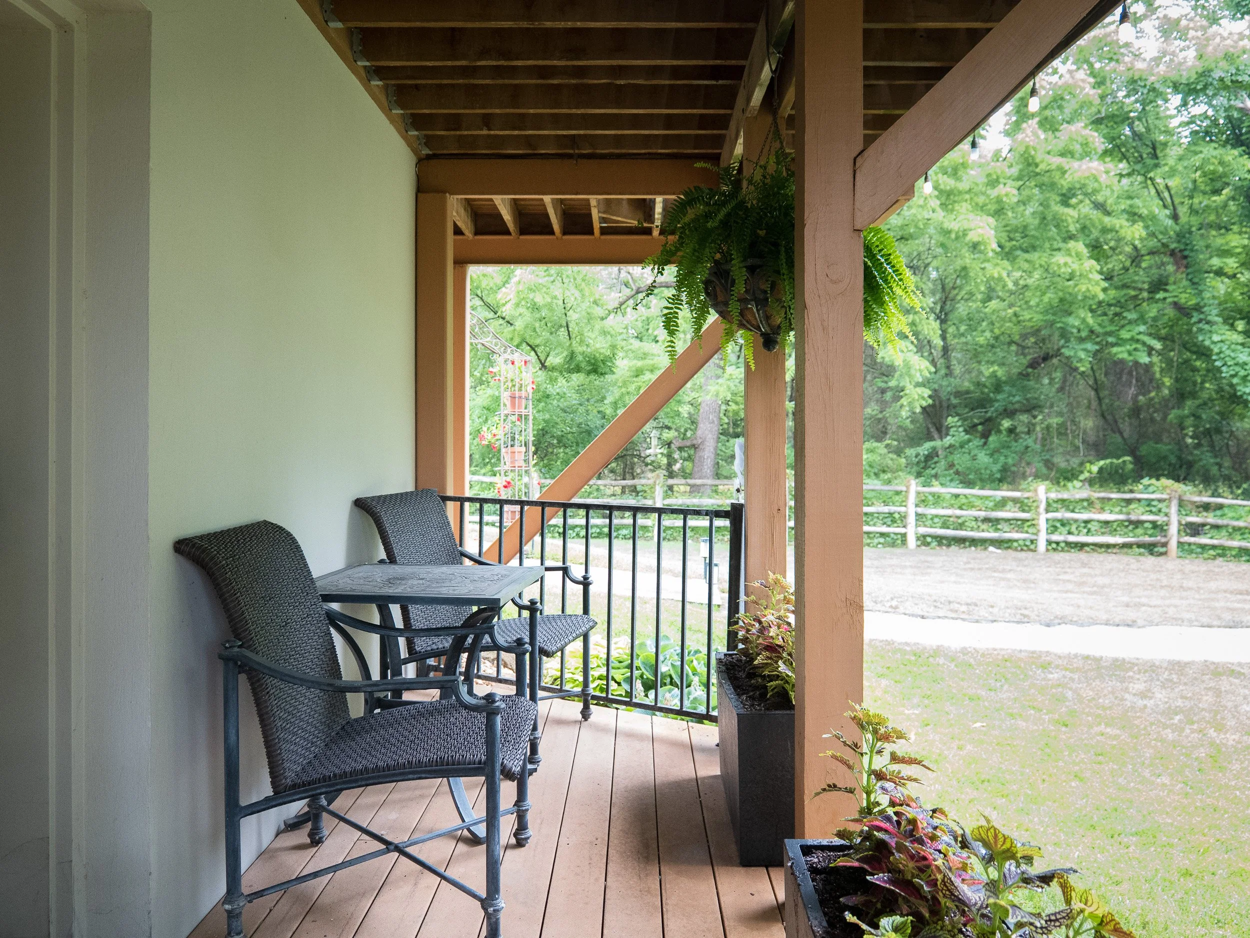 Hideaway_04.jpg
