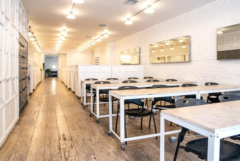 Hot desks and personal desks at Work Heights ELECTRIC in Crown Heights, Brooklyn