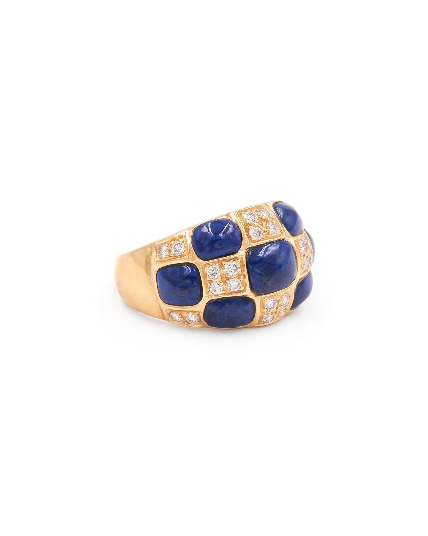 Interesting fact: they say the vintage jewelry you're most drawn to tends to come from the decade your mother had her heyday. Which explains our obsession with this vintage 70s / 80s lapis lazuli and diamond dome checkerboard ring 💙 Click the 🔗 in 